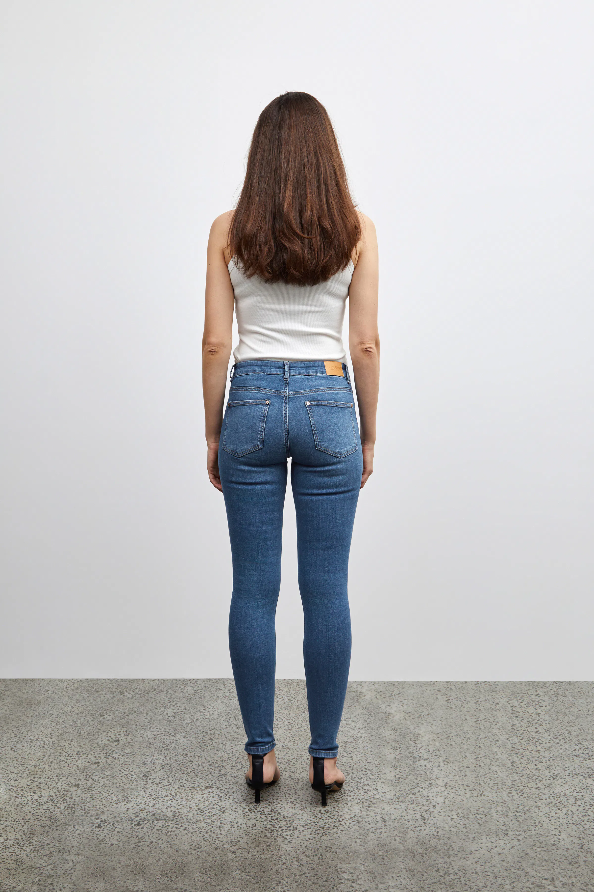 PZJOY HW Jeans Skinny Leg LOOKBOOK BACK 50206645-200005