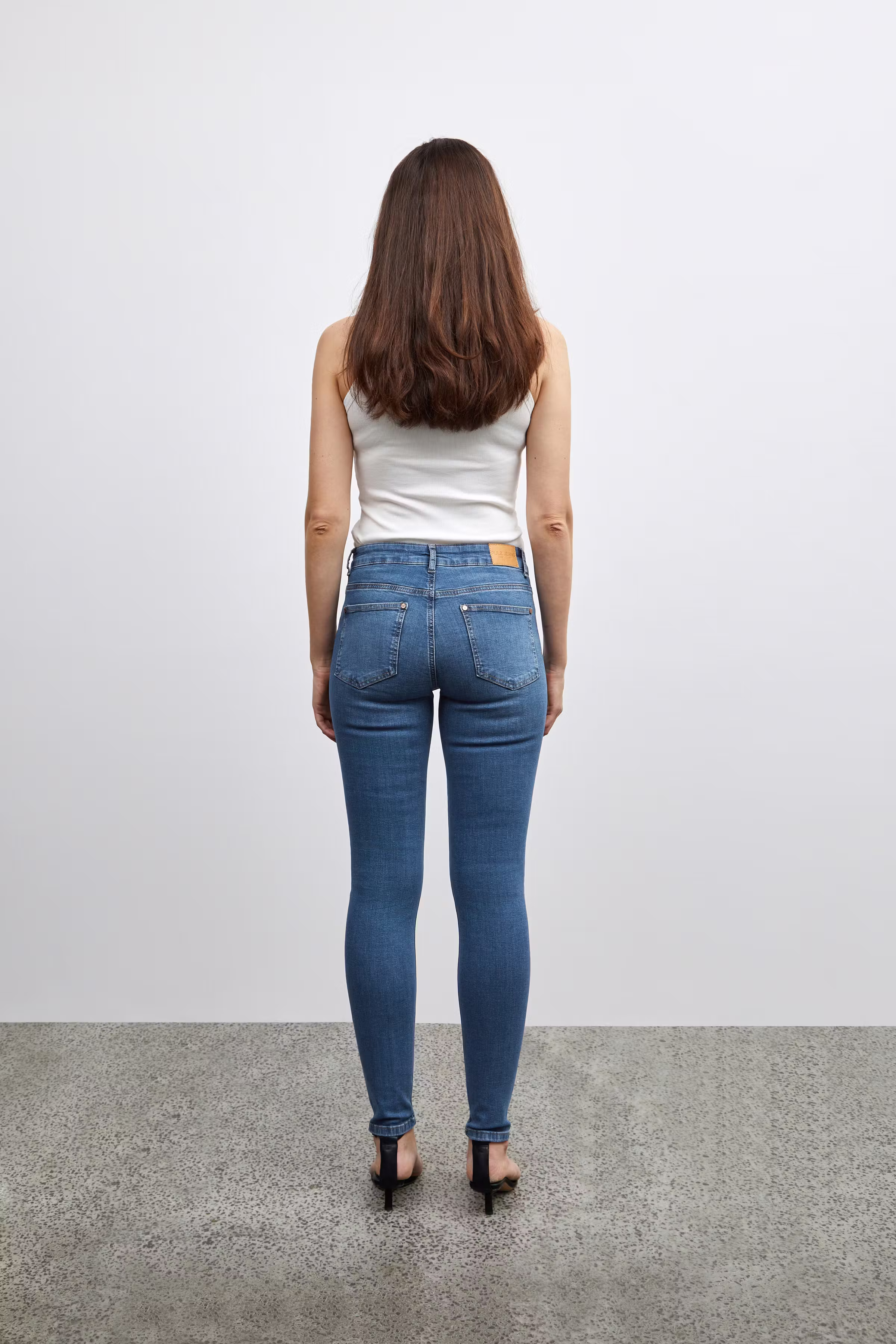 PZJOY HW Jeans Skinny Leg LOOKBOOK BACK 50206645-200005