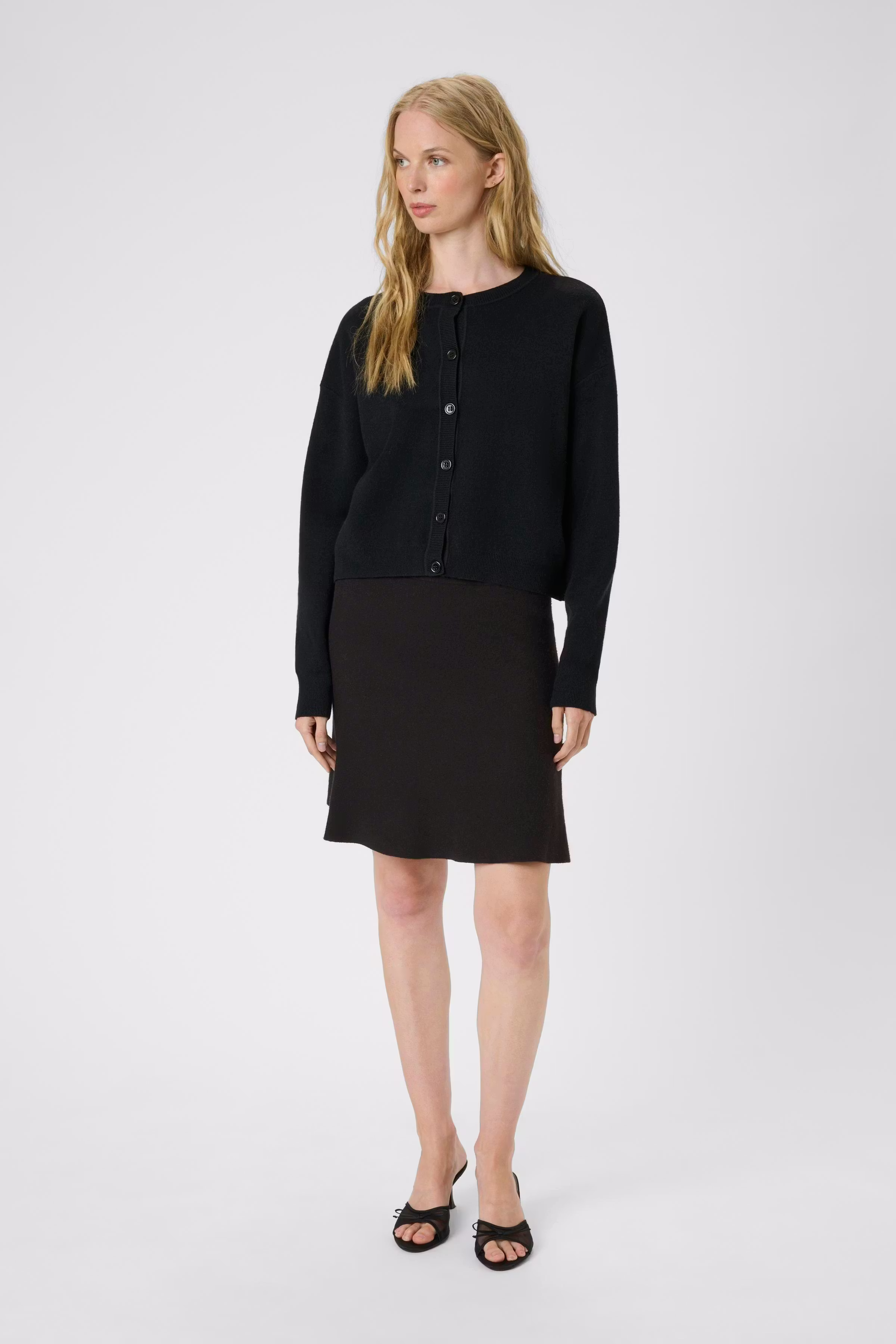 DoddieKB Skirt LOOKBOOK FRONT 10104723-194008