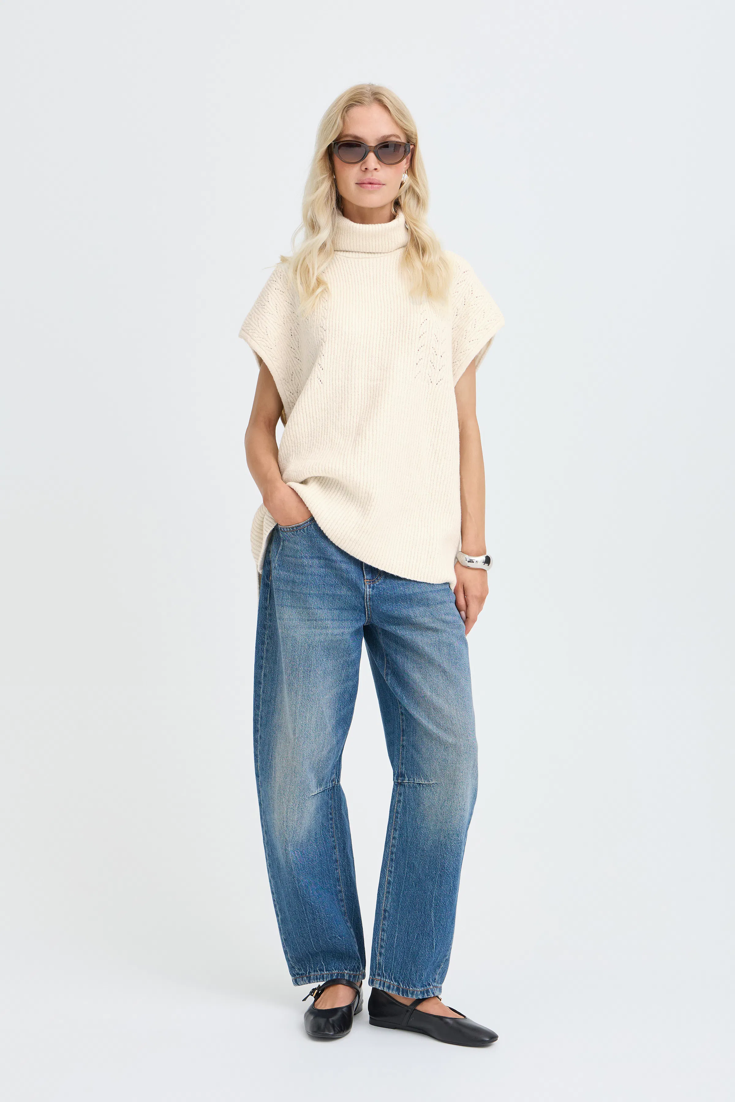 BYVILKO Poncho LOOKBOOK FRONT 20819345-1309051