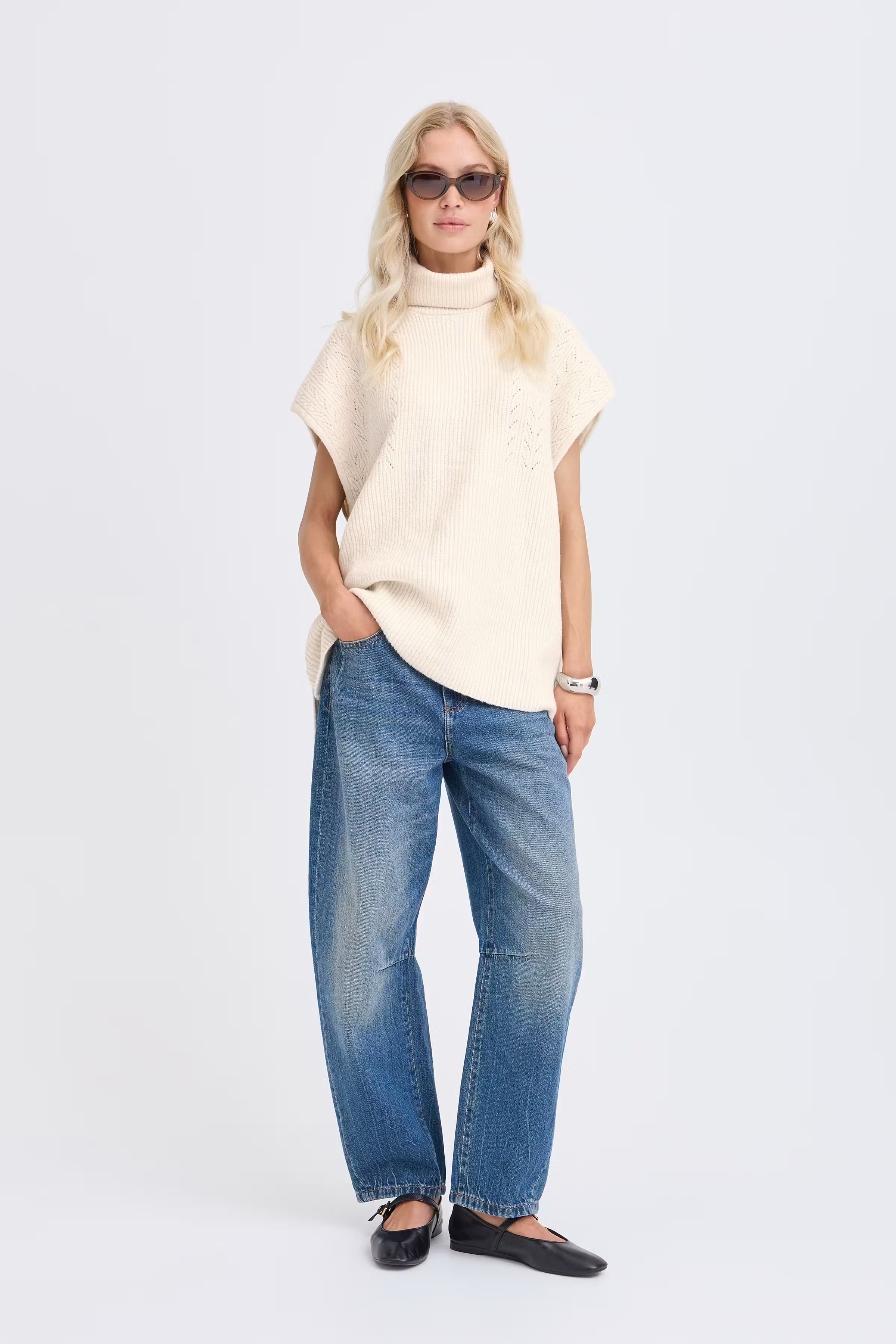 BYVILKO Poncho LOOKBOOK FRONT 20819345-1309051