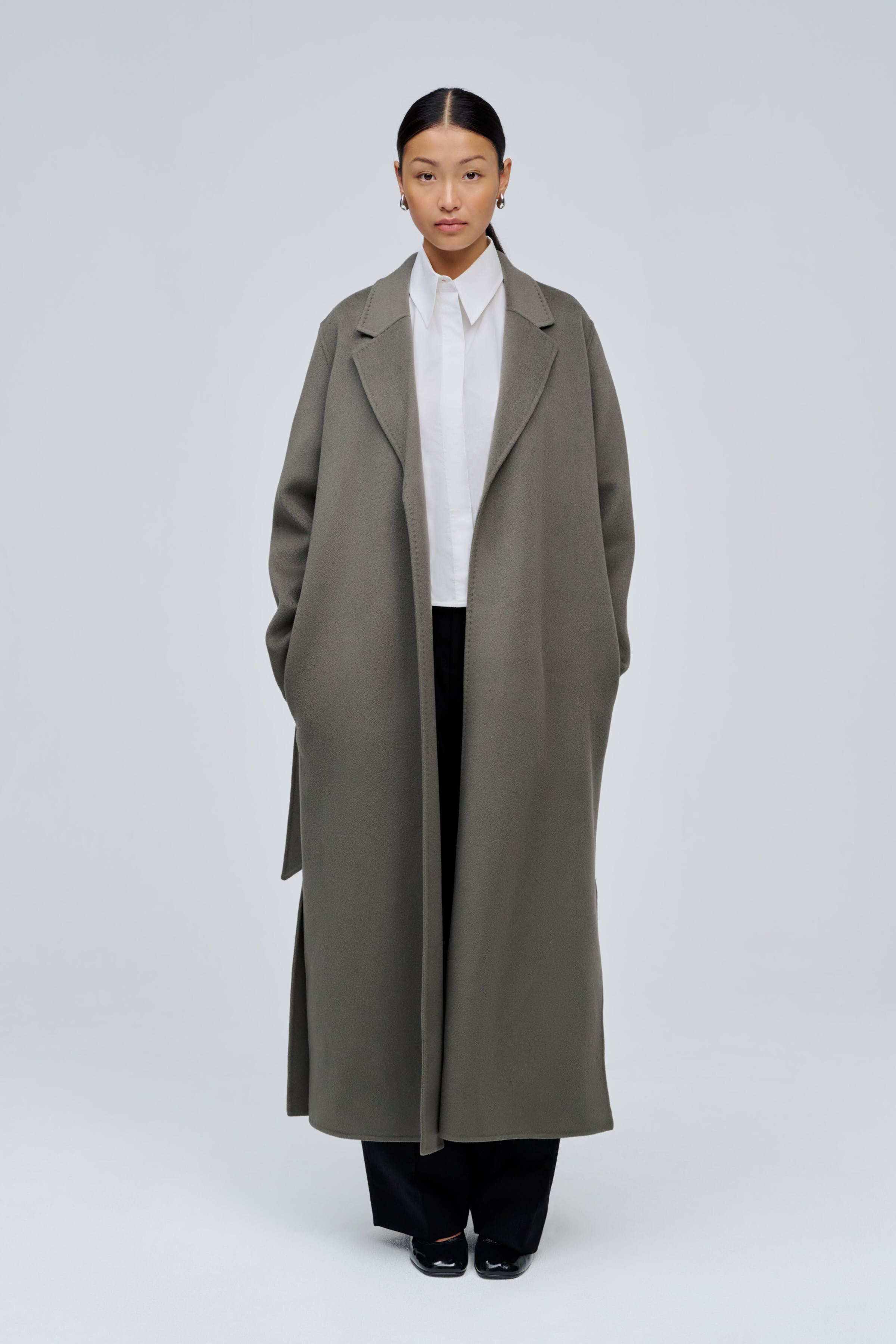 IOCelia Sue Coat LOOKBOOK FRONT 30600090-GY931