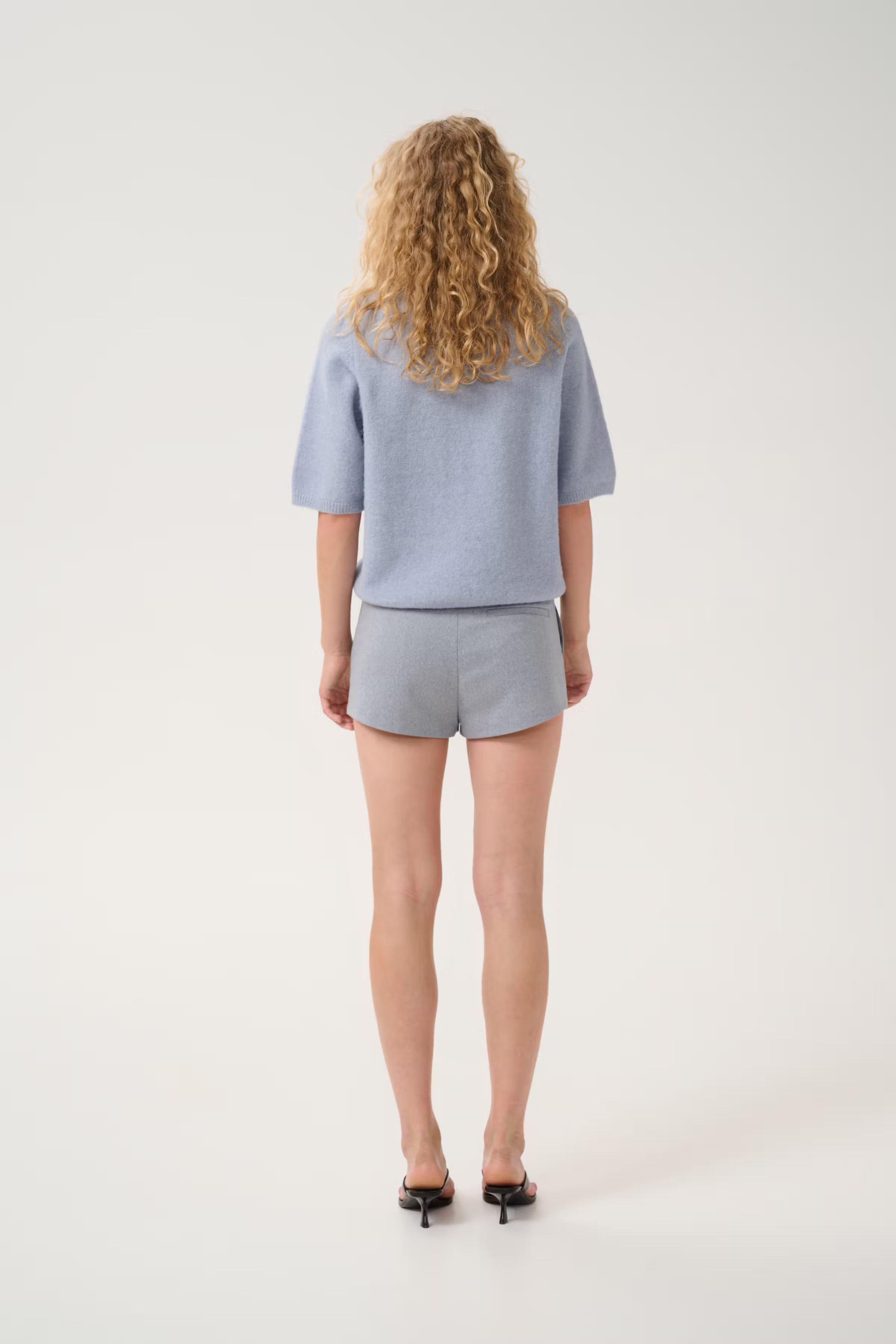 GZpaulia Shorts LOOKBOOK BACK 10910018-107205