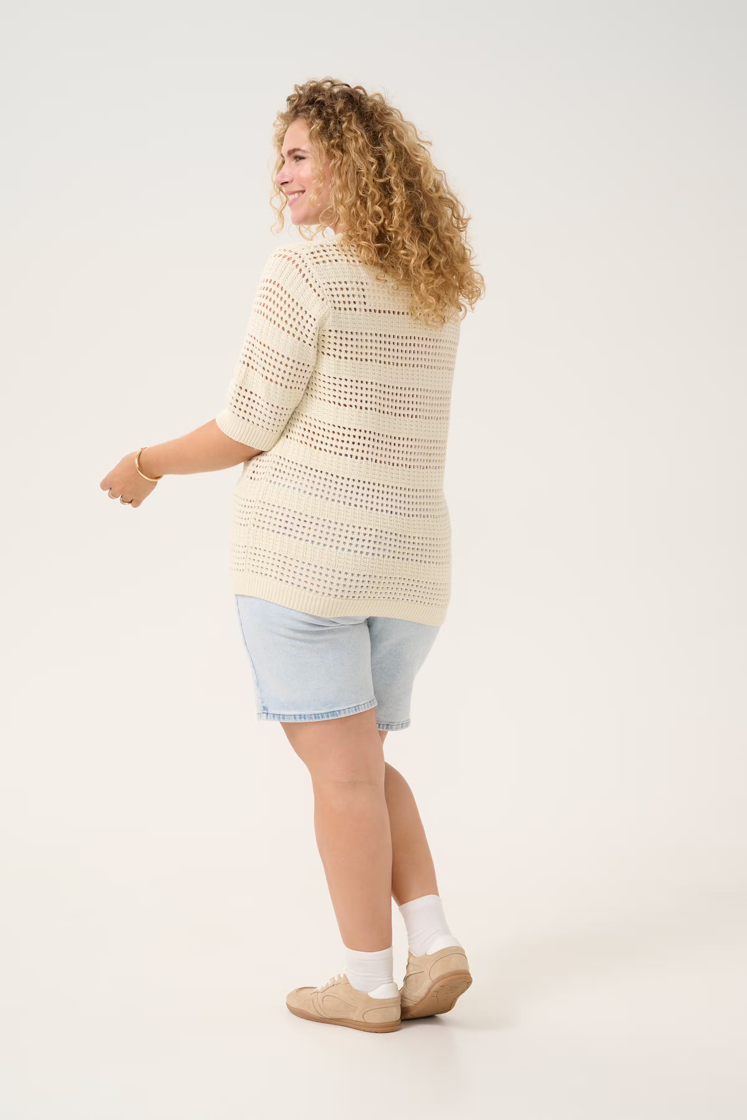 KCtenesa Pullover LOOKBOOK BACK 10583193-125202