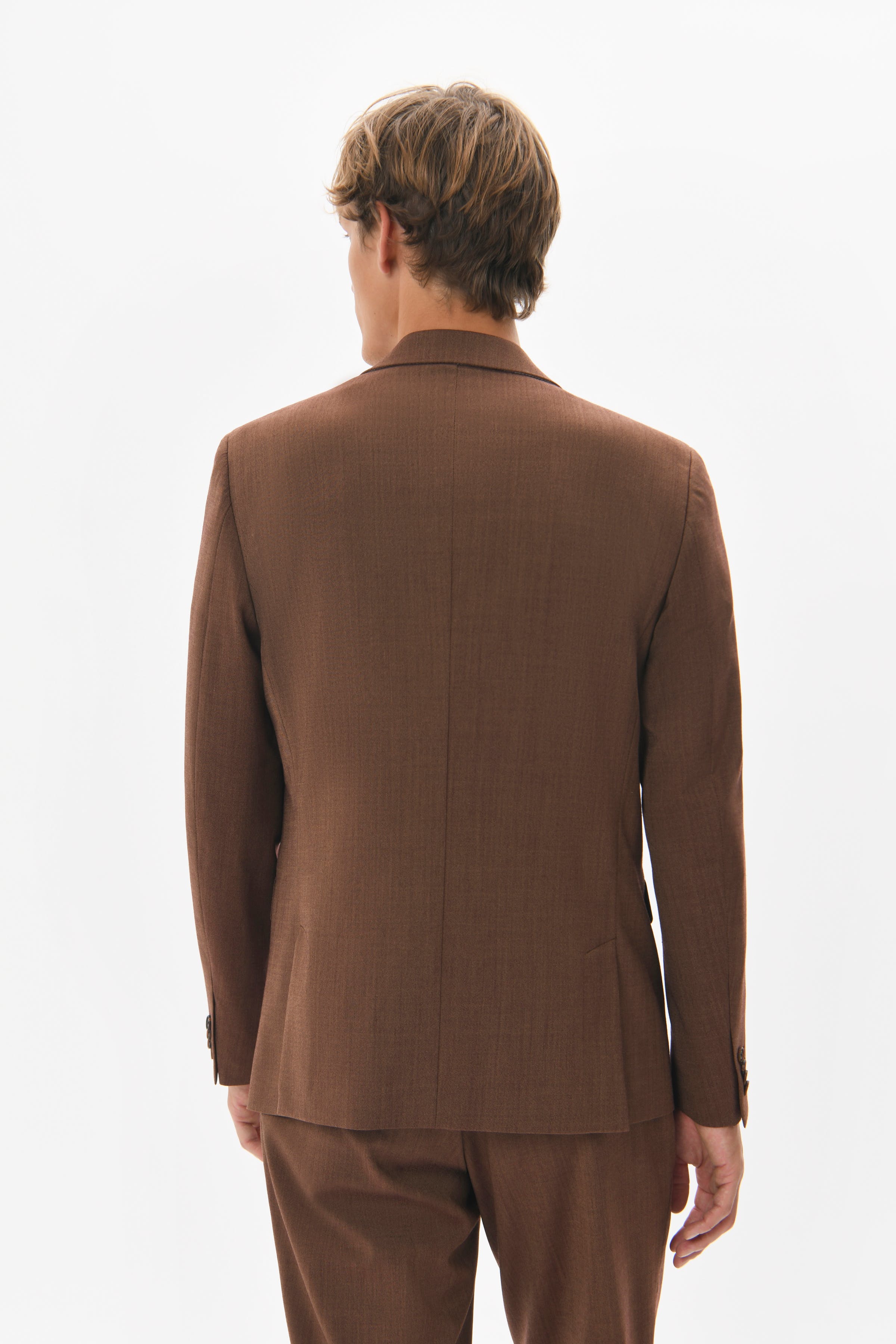 MAgaret Ullblazer  LOOKBOOK BACK 30207905-1912201