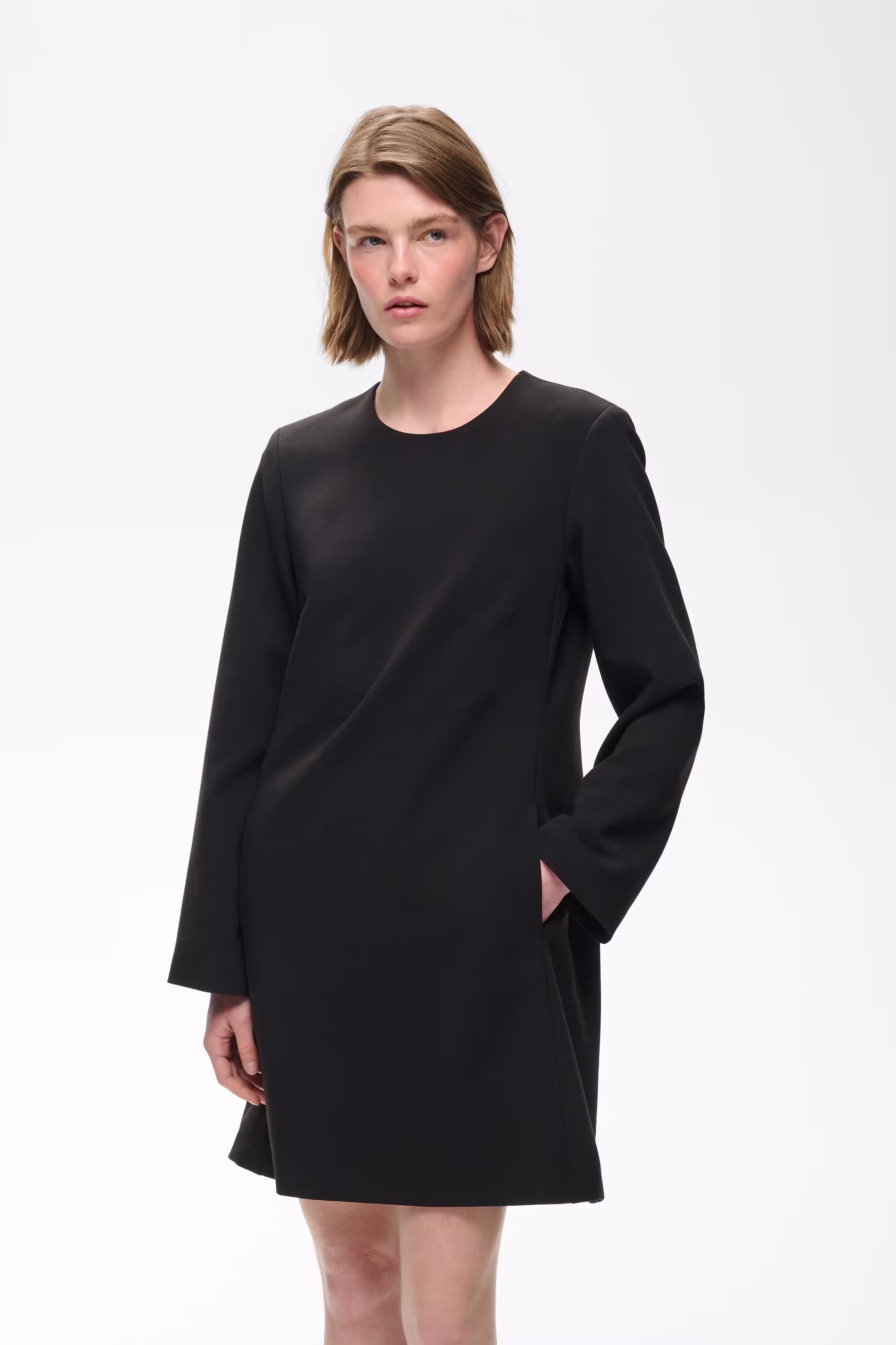 CASSIEHIW Kleid LOOKBOOK FRONT 30112903-194008
