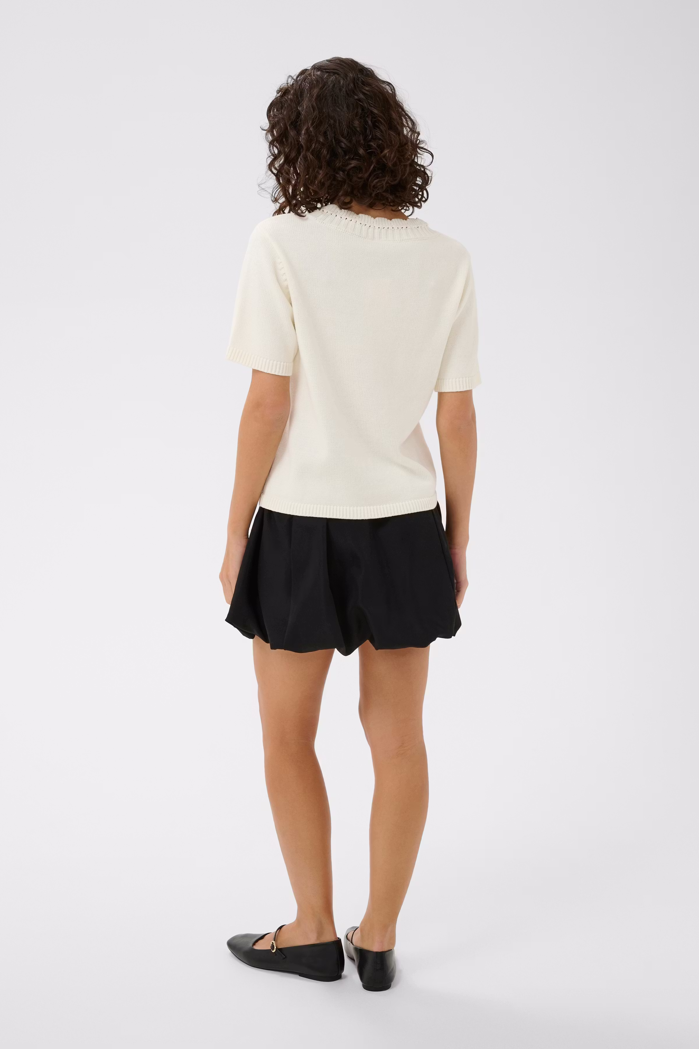 KAliliana Pullover LOOKBOOK BACK 10511450-110602