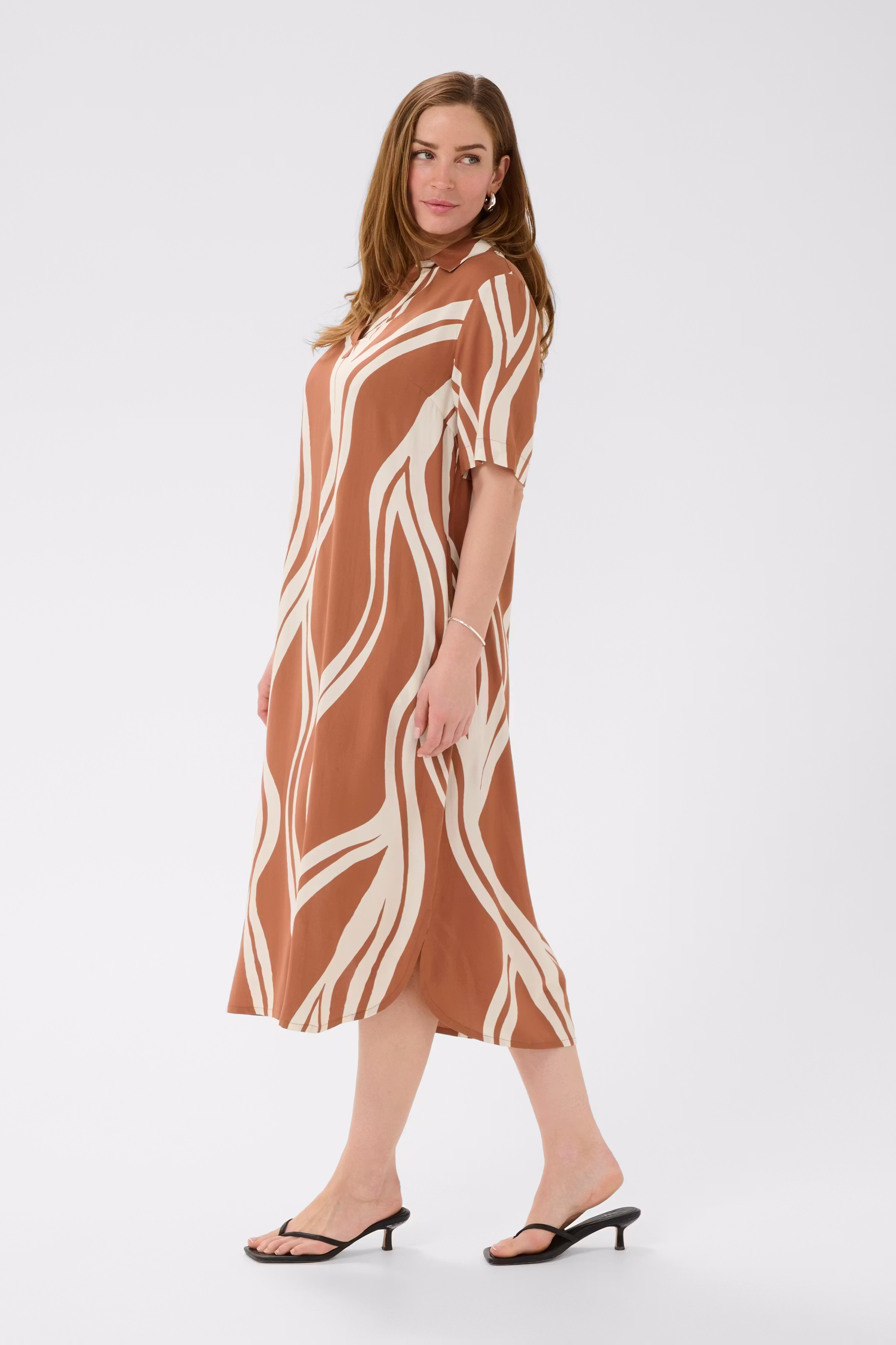 BPjennifer Dress LOOKBOOK FRONT 40200173-109471