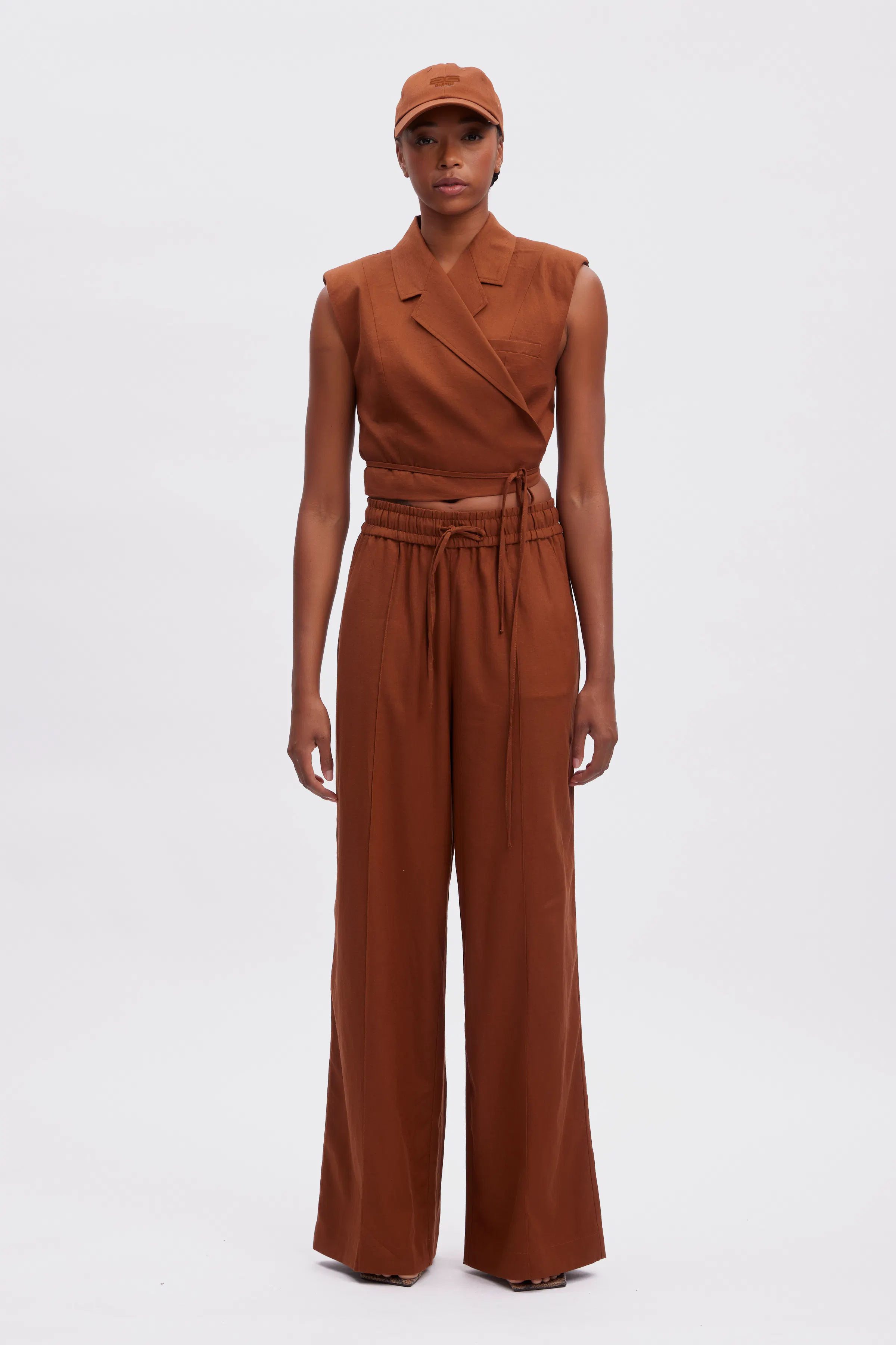 LeenaGZ Linne väst LOOKBOOK FRONT 10909228-191227