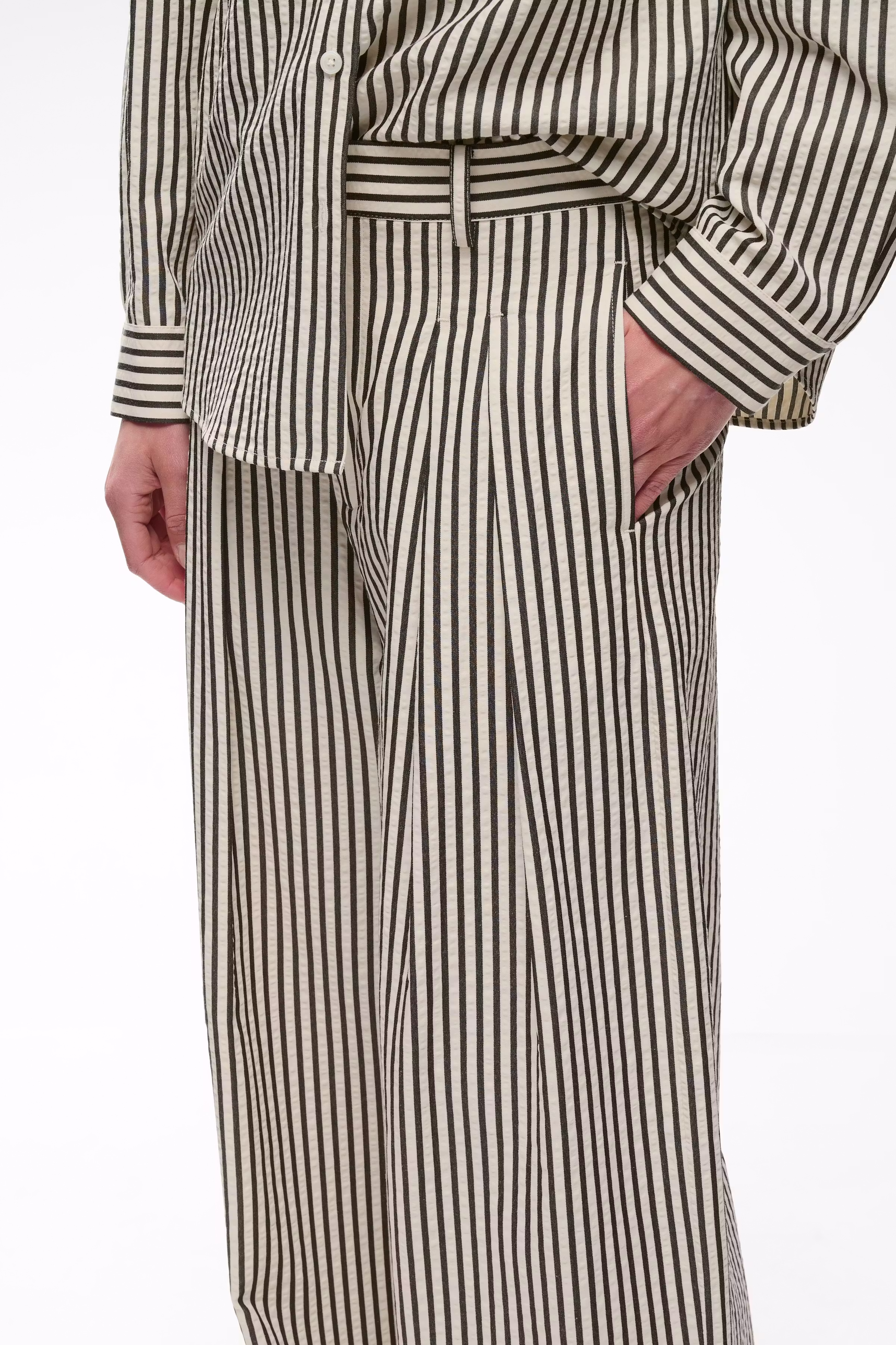 GARBOIW Trousers LOOKBOOK DETAIL 30112624-900009166