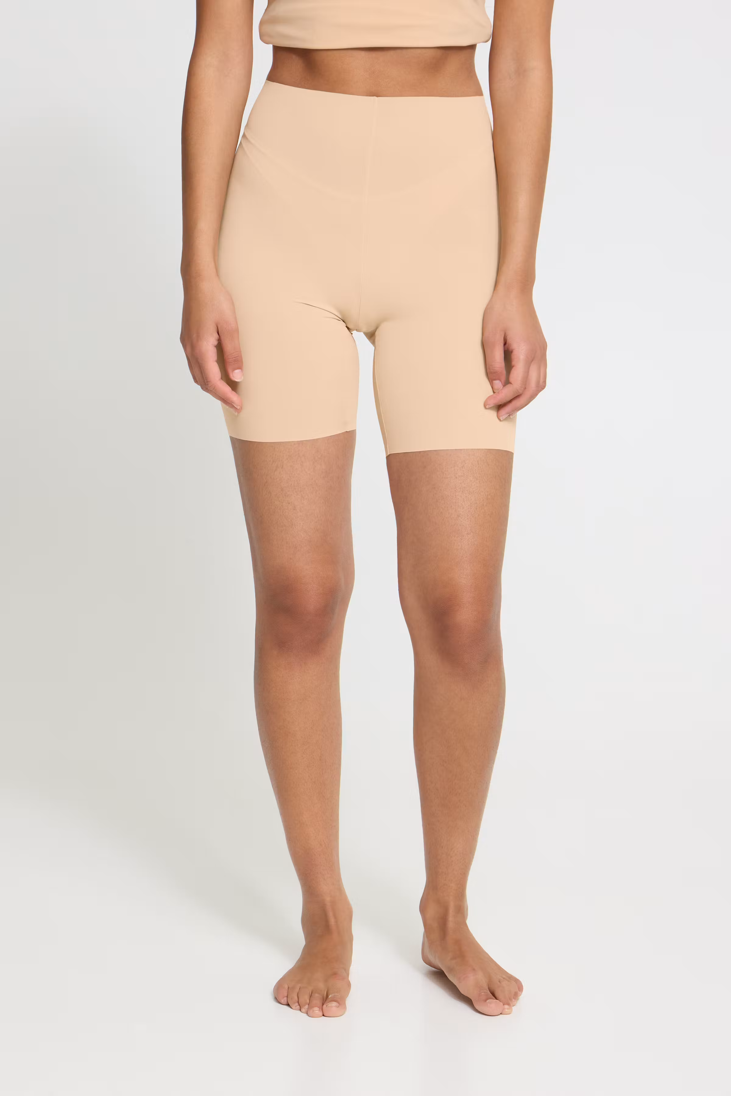 IASIV Shorts LOOKBOOK DETAIL 20114192-161334