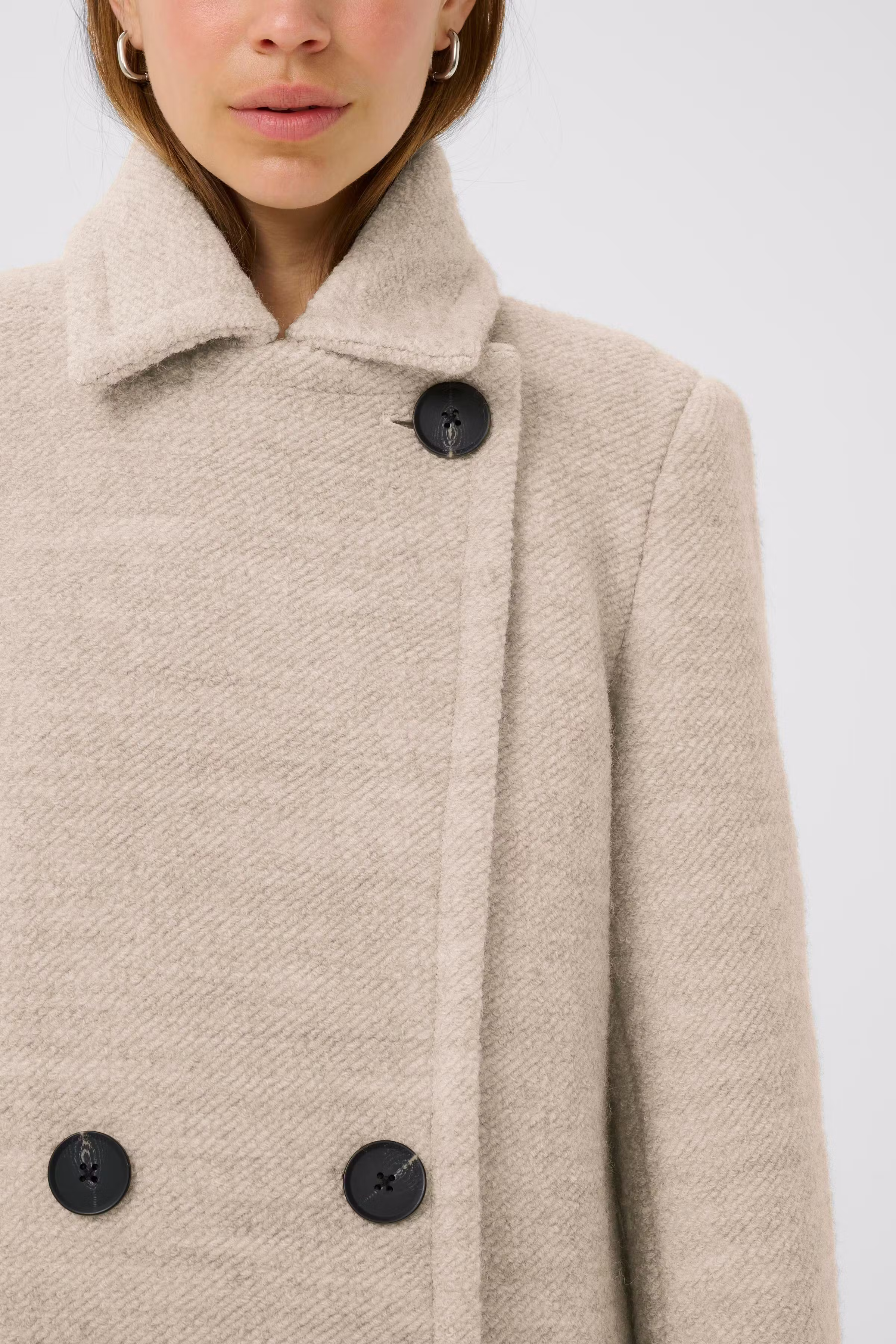 YumIW Coat LOOKBOOK DETAIL 30110615-1304031