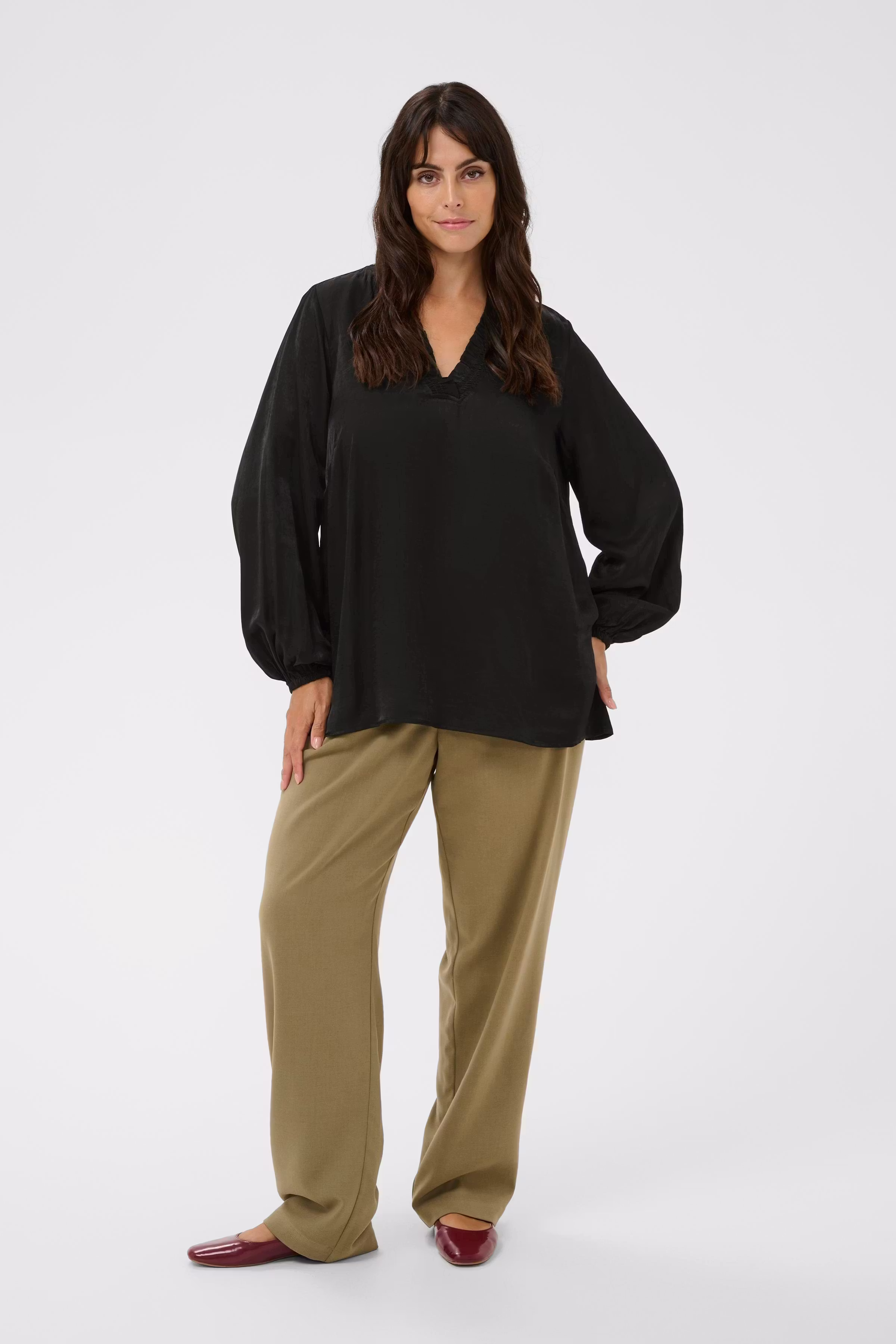 KCmilia Bluse LOOKBOOK FRONT 10583774-100121