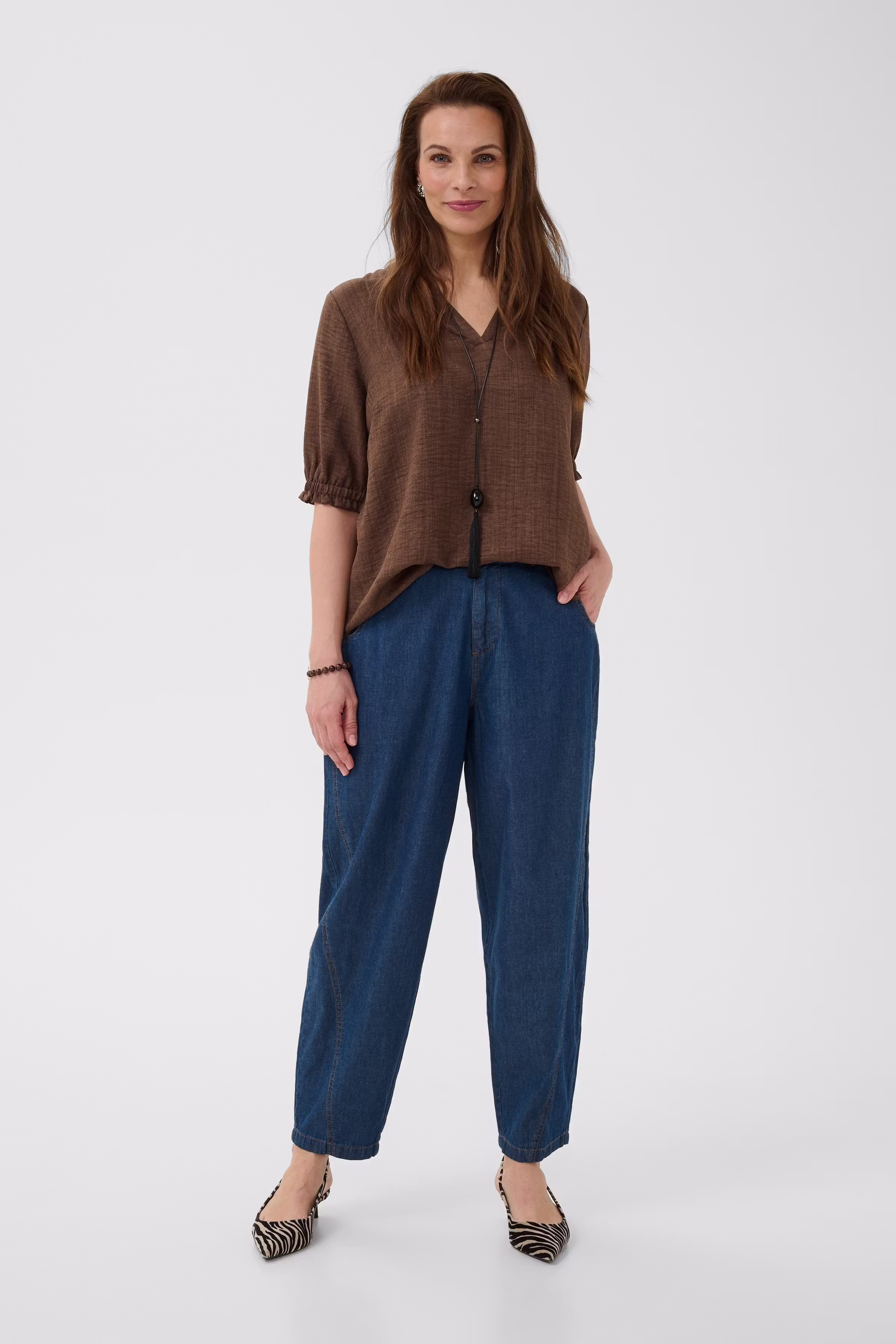BPoda Blouse LOOKBOOK FRONT 40200027-1909161