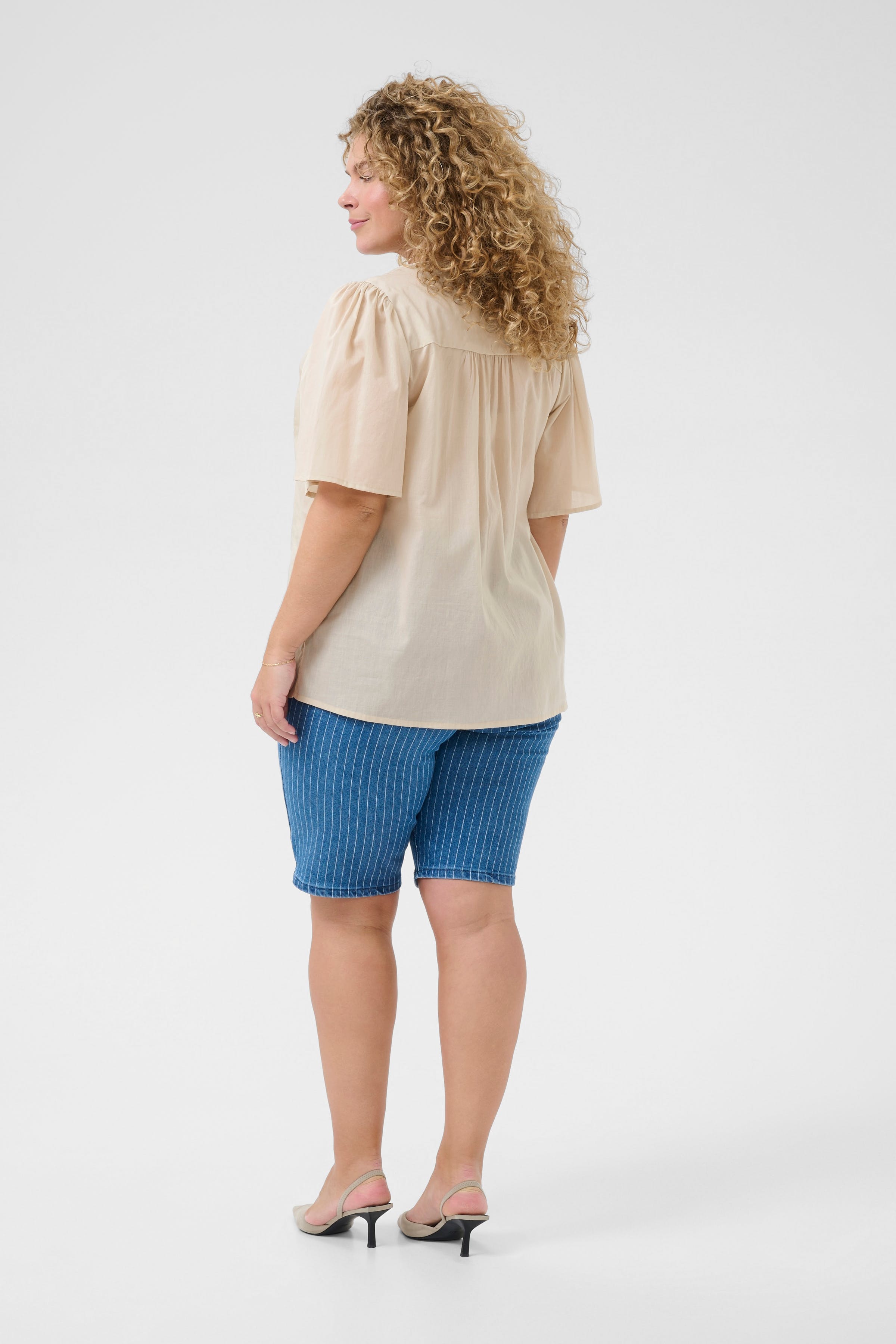 KCkarlia Blouse LOOKBOOK BACK 10583765-151305