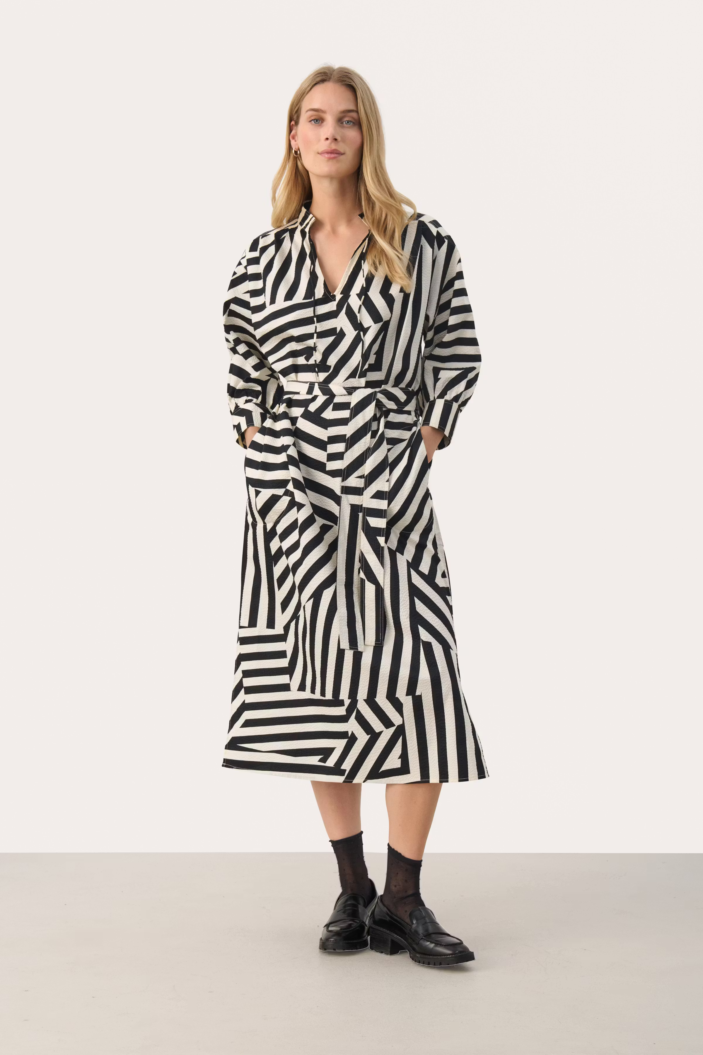 EnaPW Jurk LOOKBOOK FRONT 30309593-302748