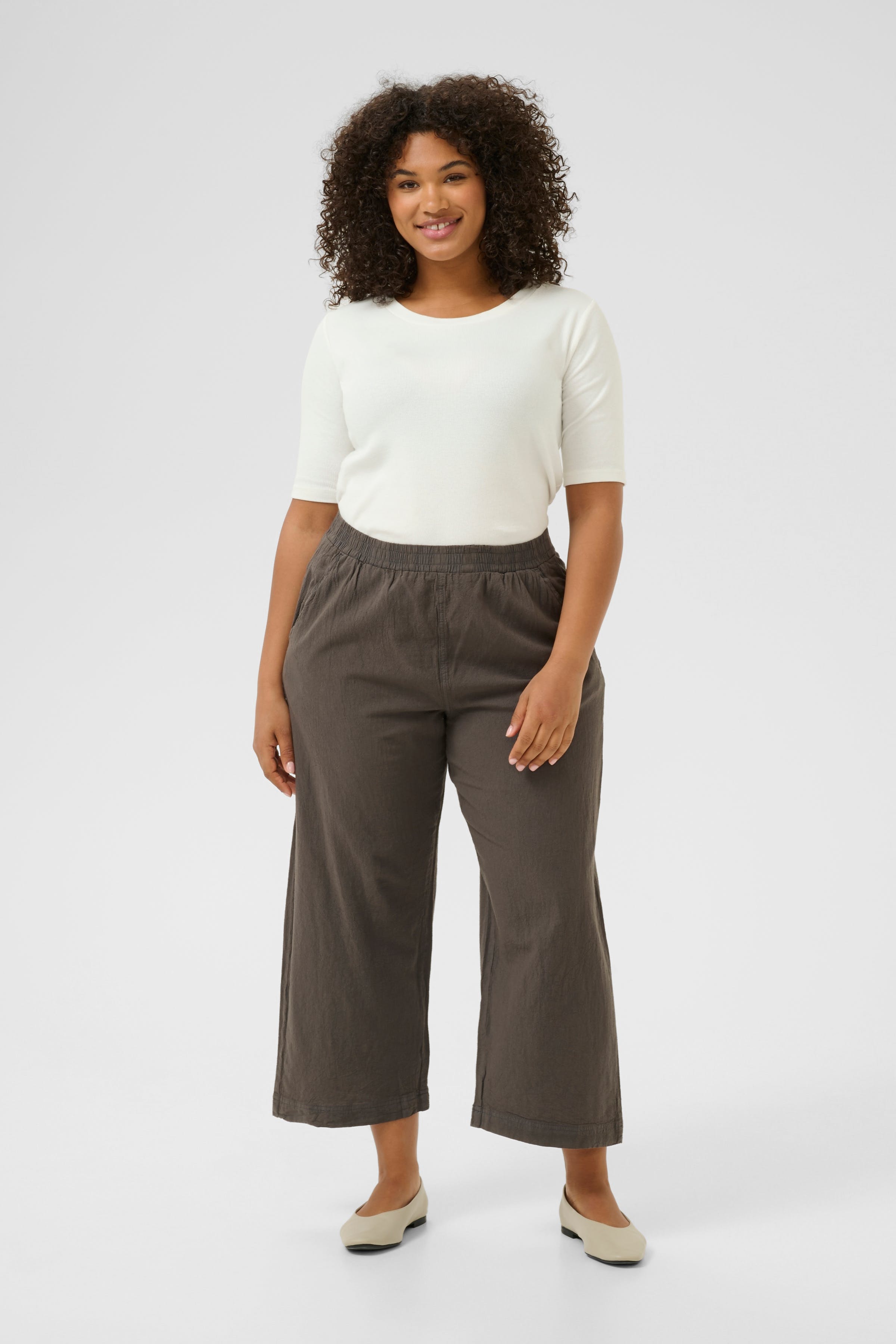 KCnana Culotte Trousers LOOKBOOK FRONT 10581488-190205
