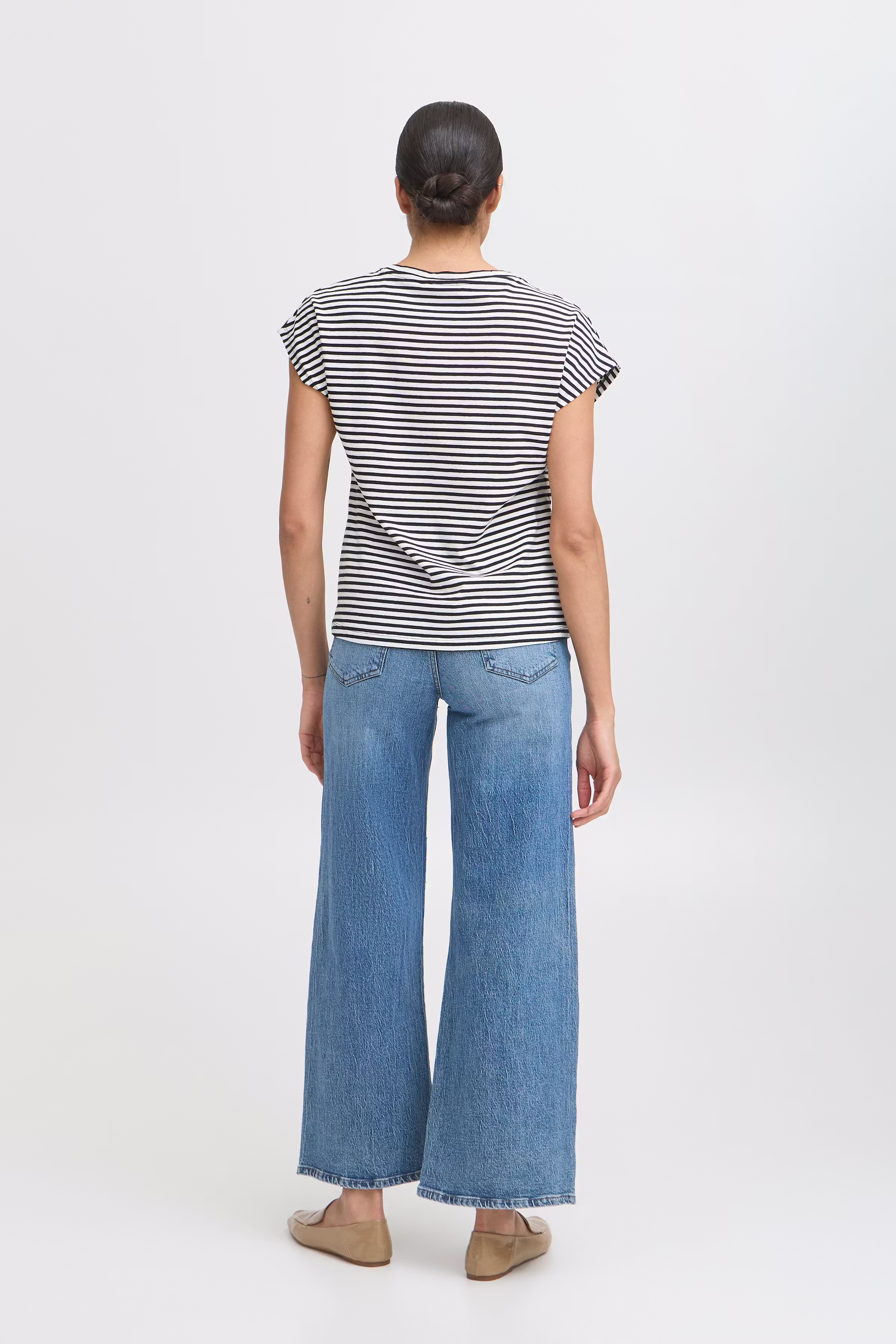 BYPANDINNA T-shirt LOOKBOOK BACK 20816853-204753