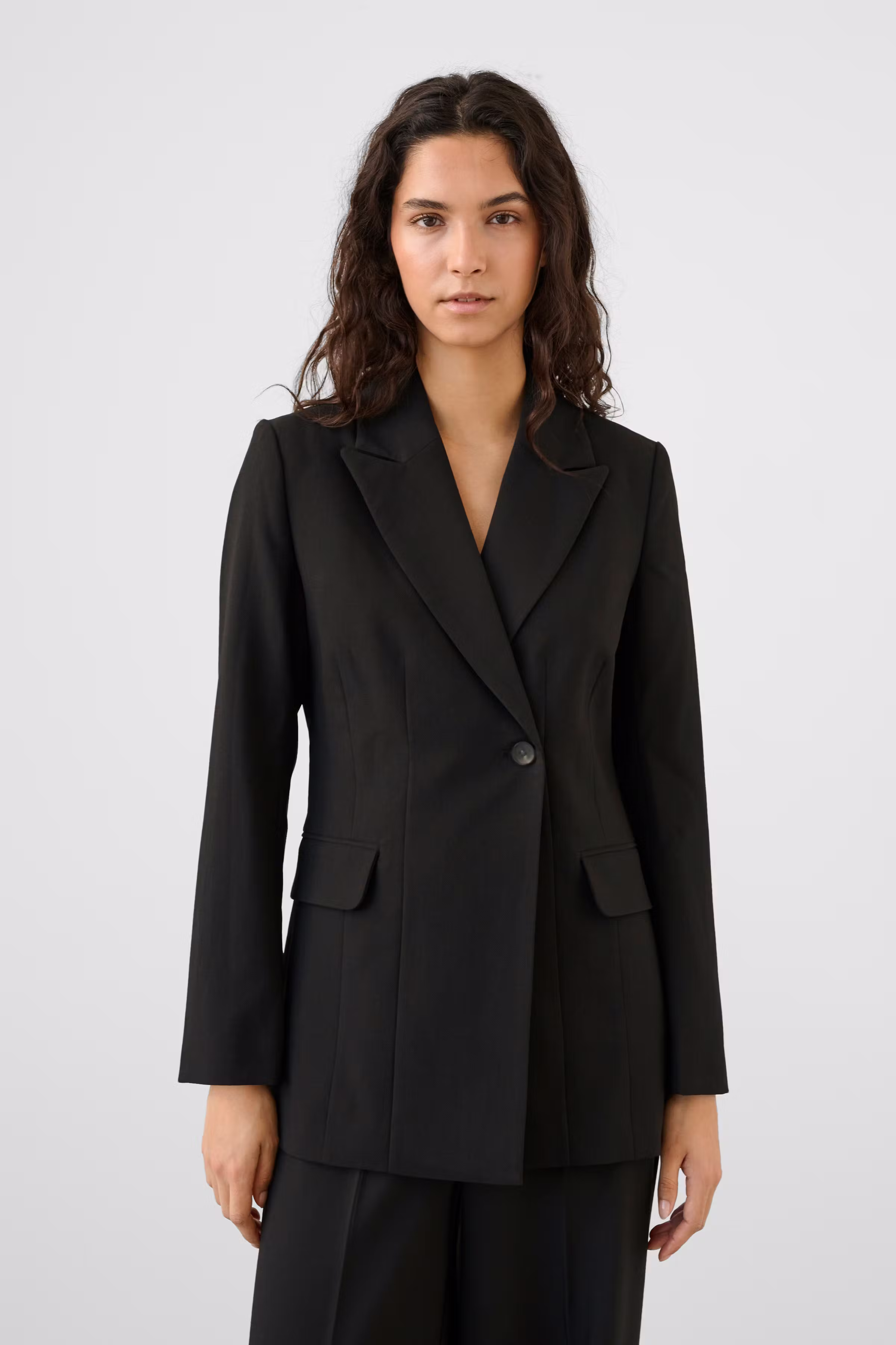 SLCorinne Blazer LOOKBOOK FRONT 30406378-194008