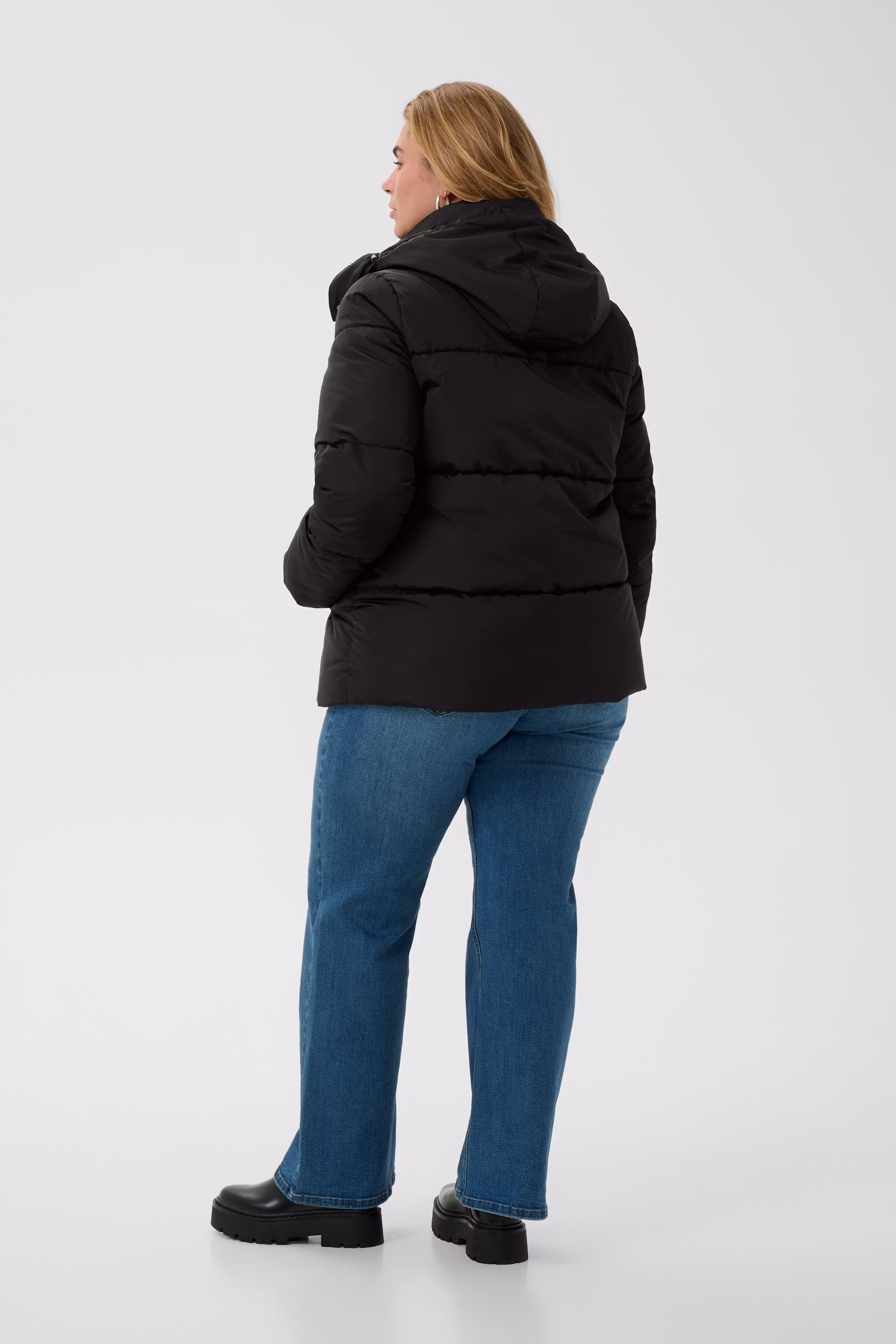 KCnikole Outerwear LOOKBOOK BACK 10584314-100121