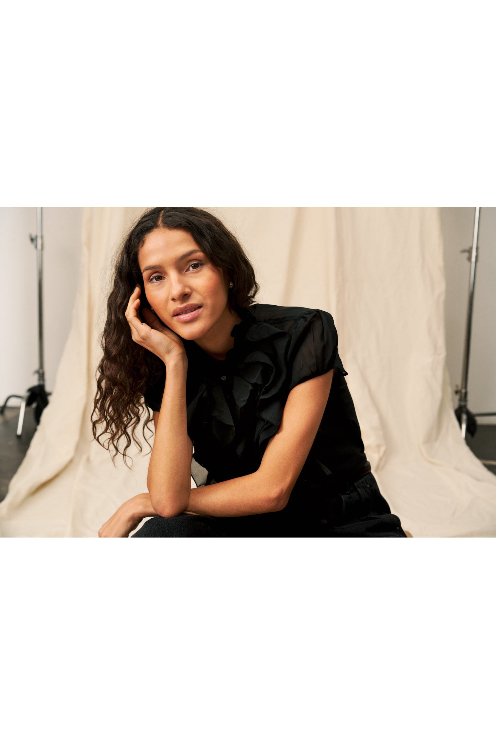 LiljaSZ Shirt LOCATION NONE 30510263-193911