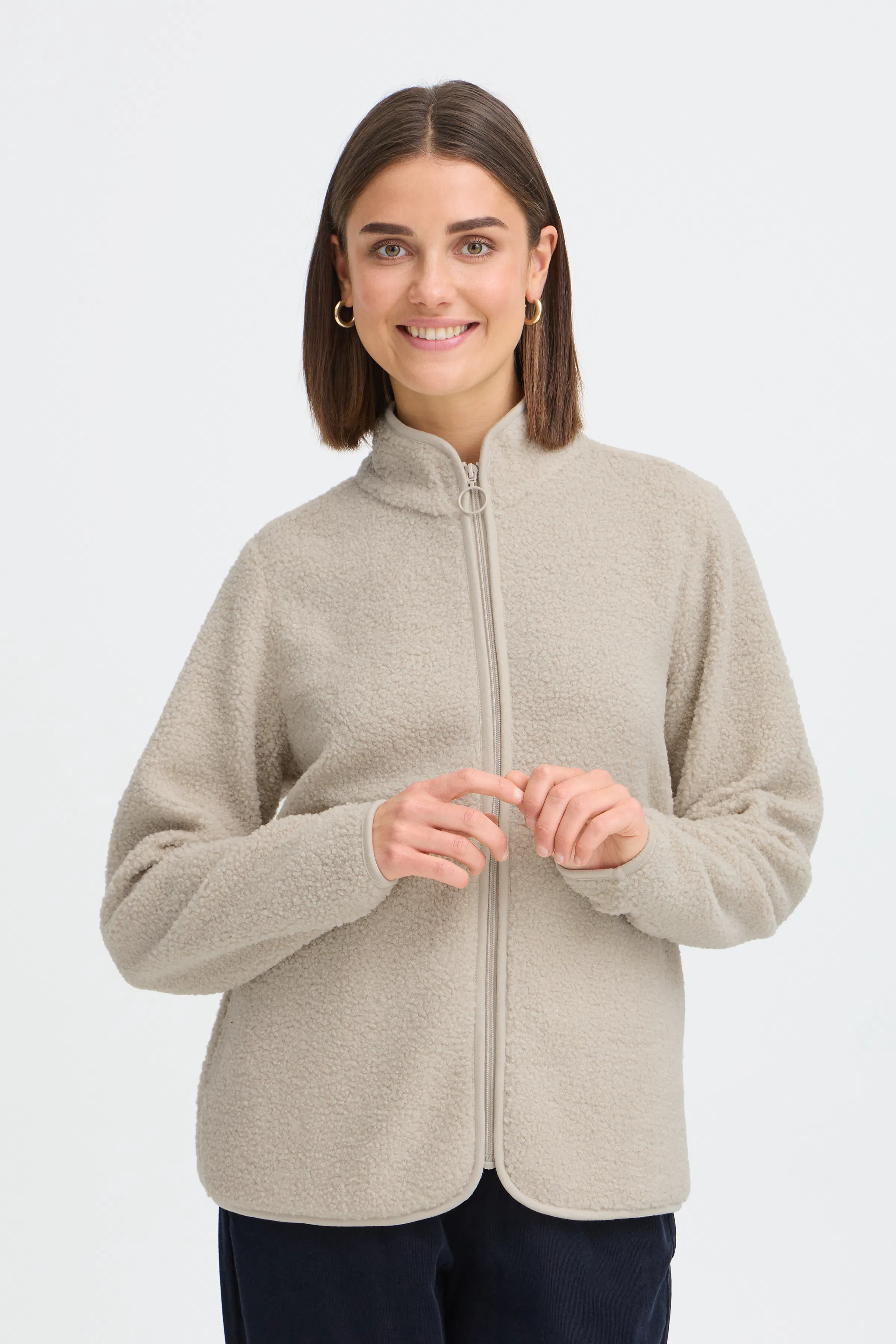 FRTENYA Yttertøy LOOKBOOK FRONT 20618524-140002