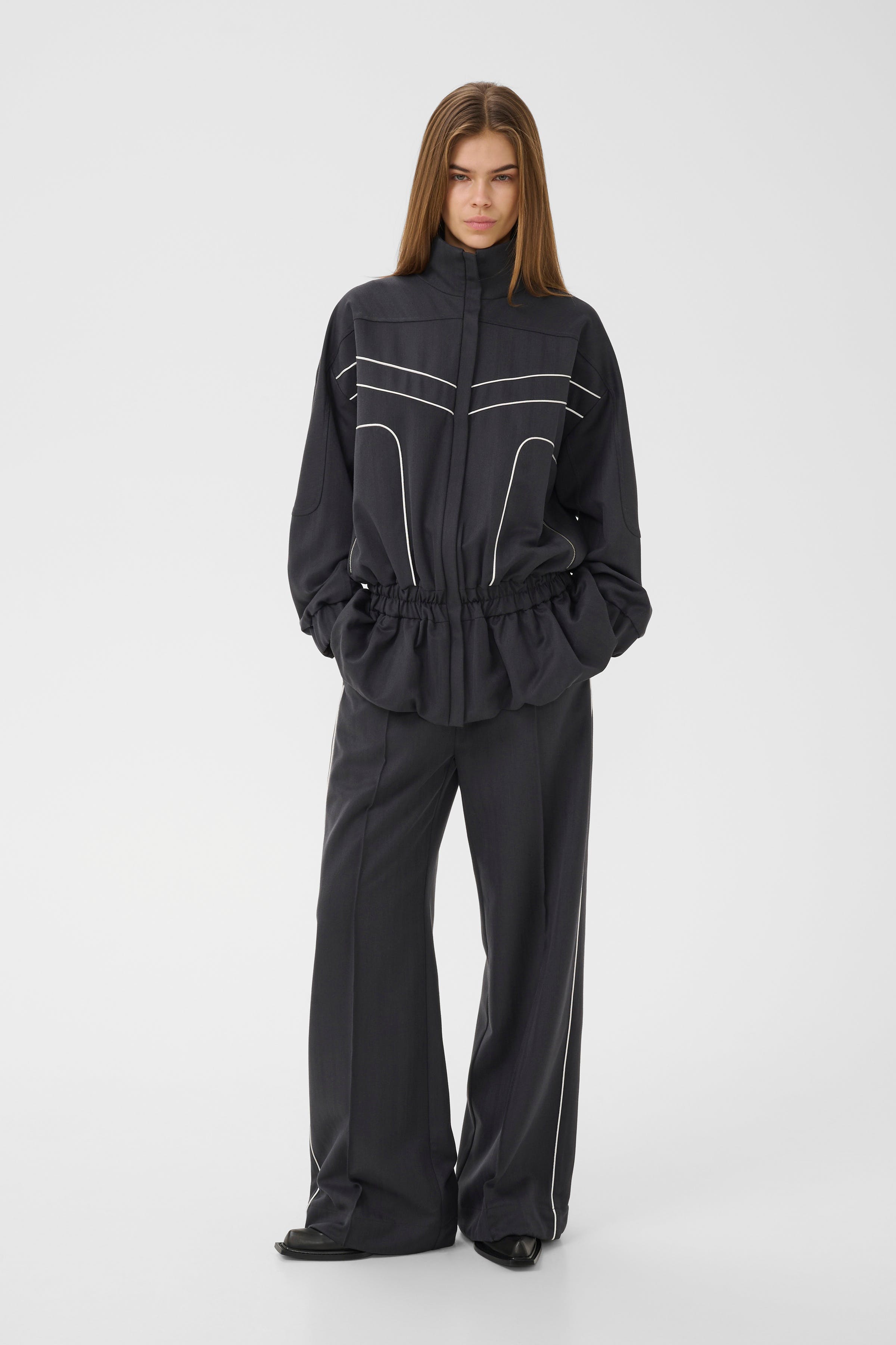 GZalezia Byxor LOOKBOOK FRONT 10911464-109883