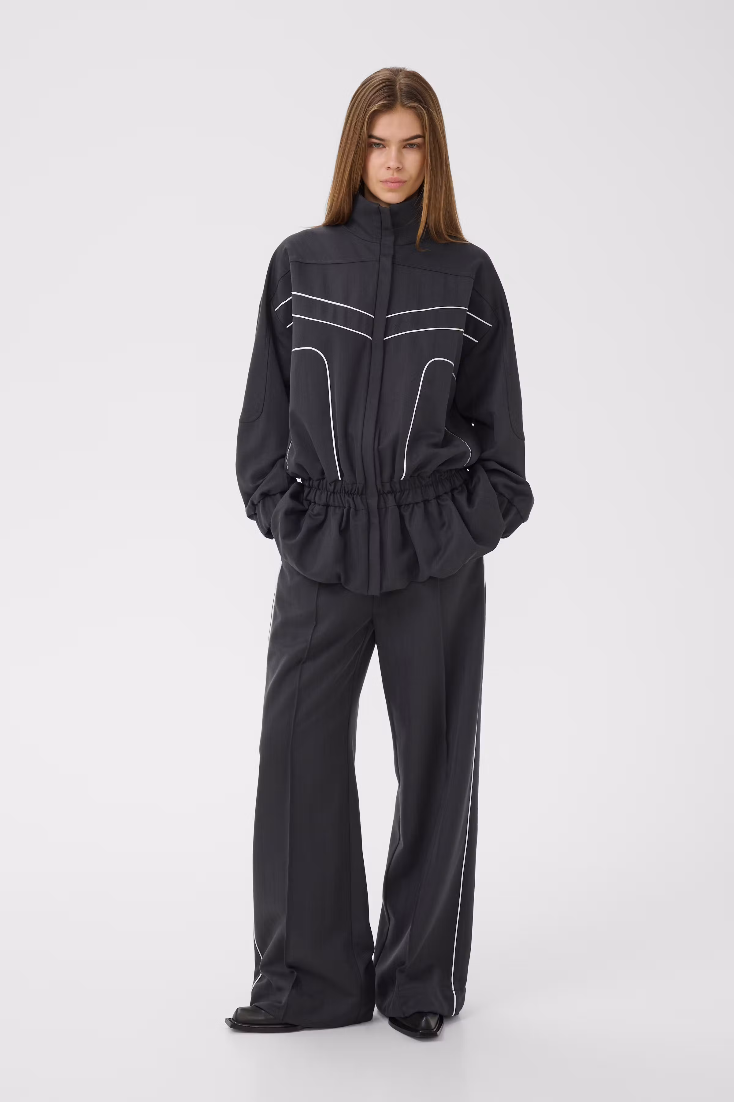 GZalezia Byxor LOOKBOOK FRONT 10911464-109883
