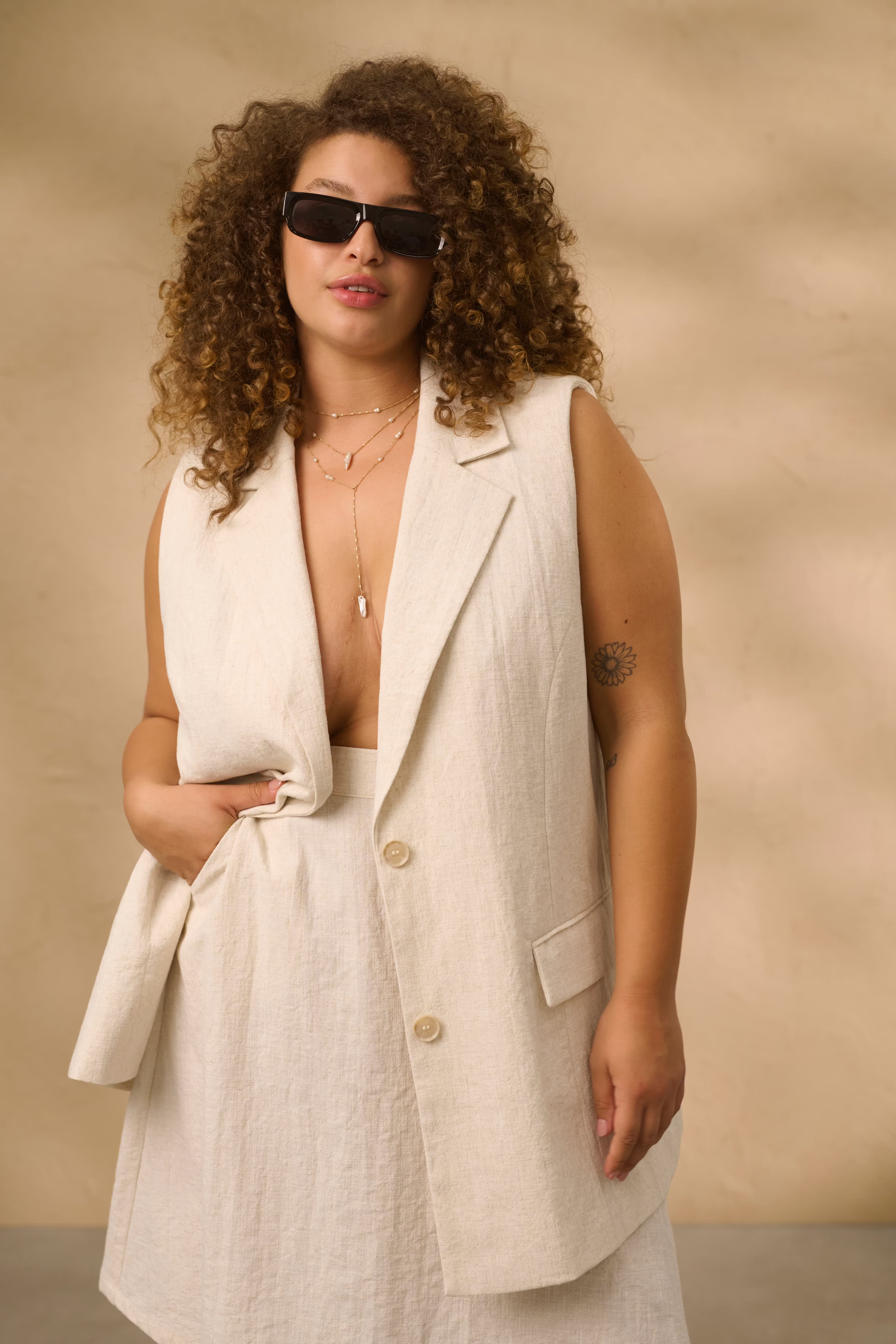 KCniella Rock LOCATION NONE 10582304-1513051