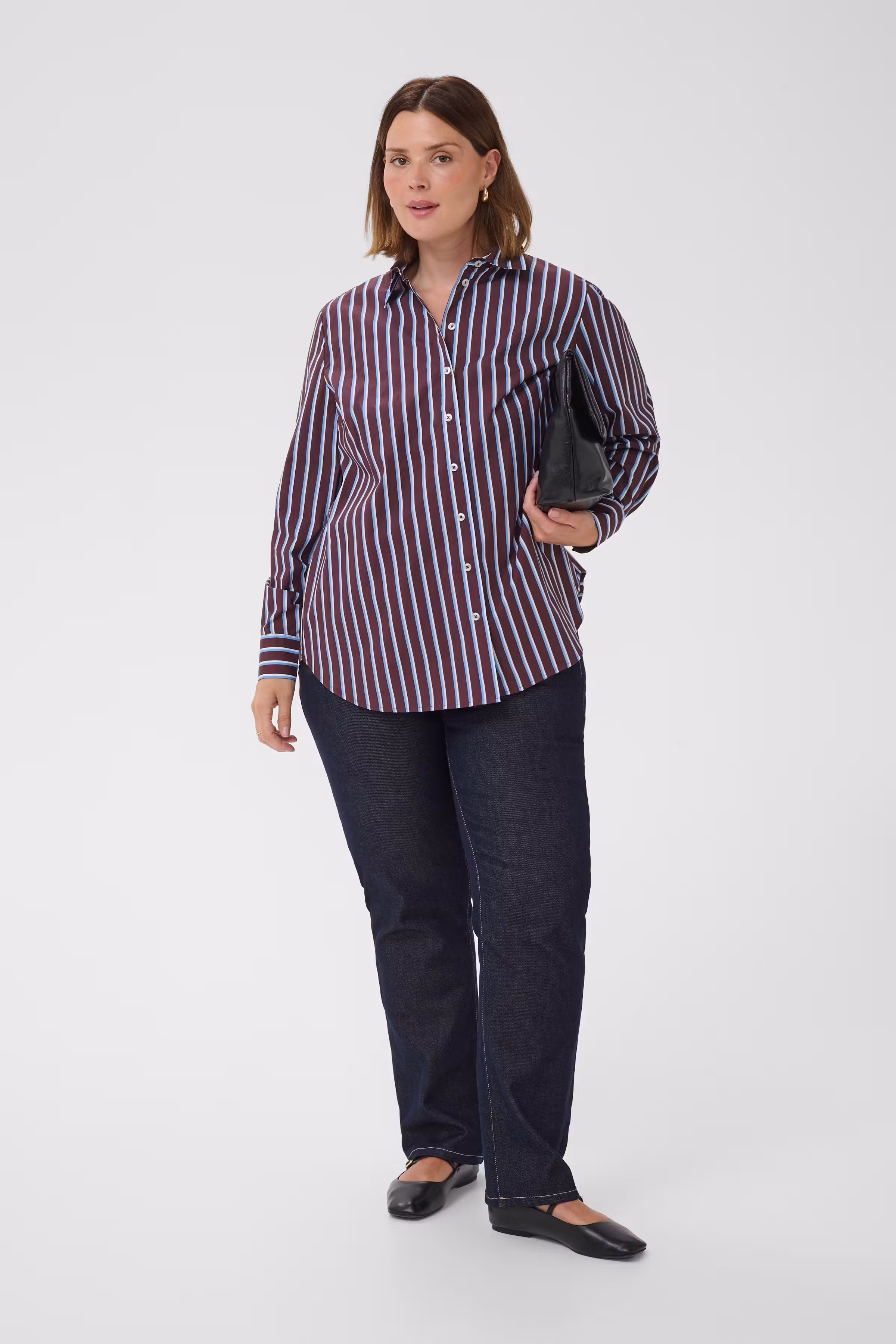KCsavina Shirt LOOKBOOK FRONT 10584400-109921