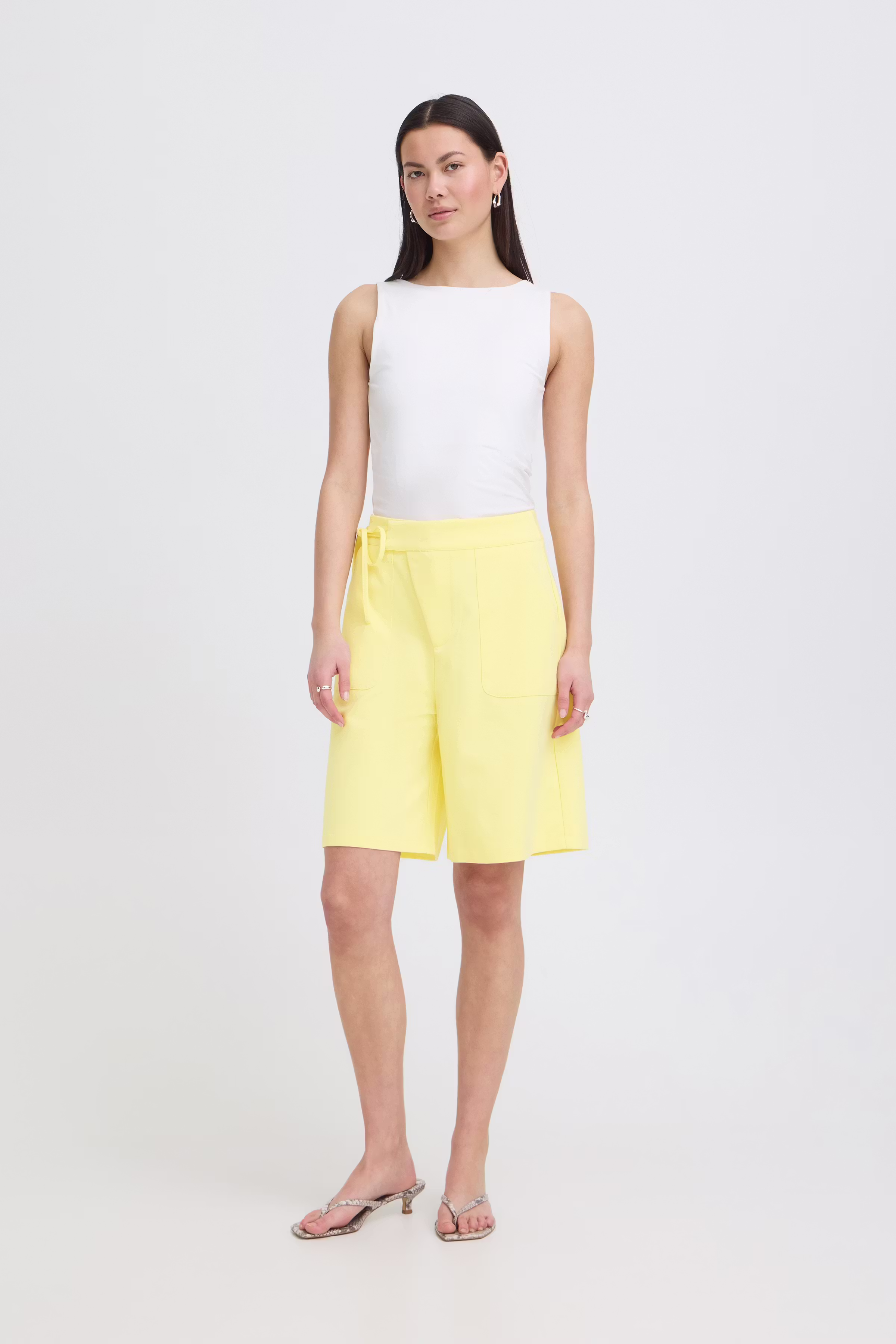 IHKATE Bermuda LOOKBOOK FRONT 20126026-120720