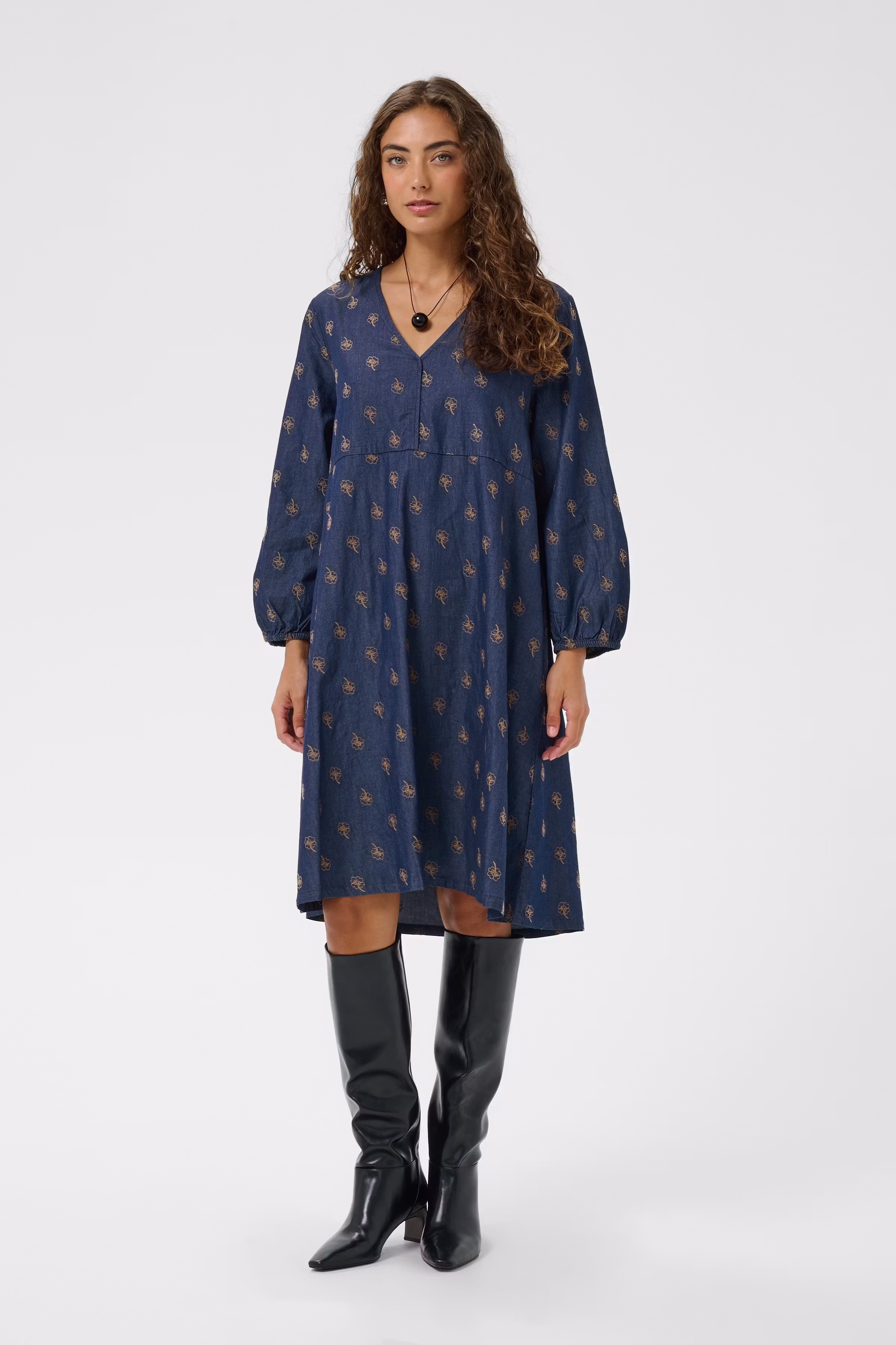 CUclover Kjole LOOKBOOK FRONT 50113774-500119