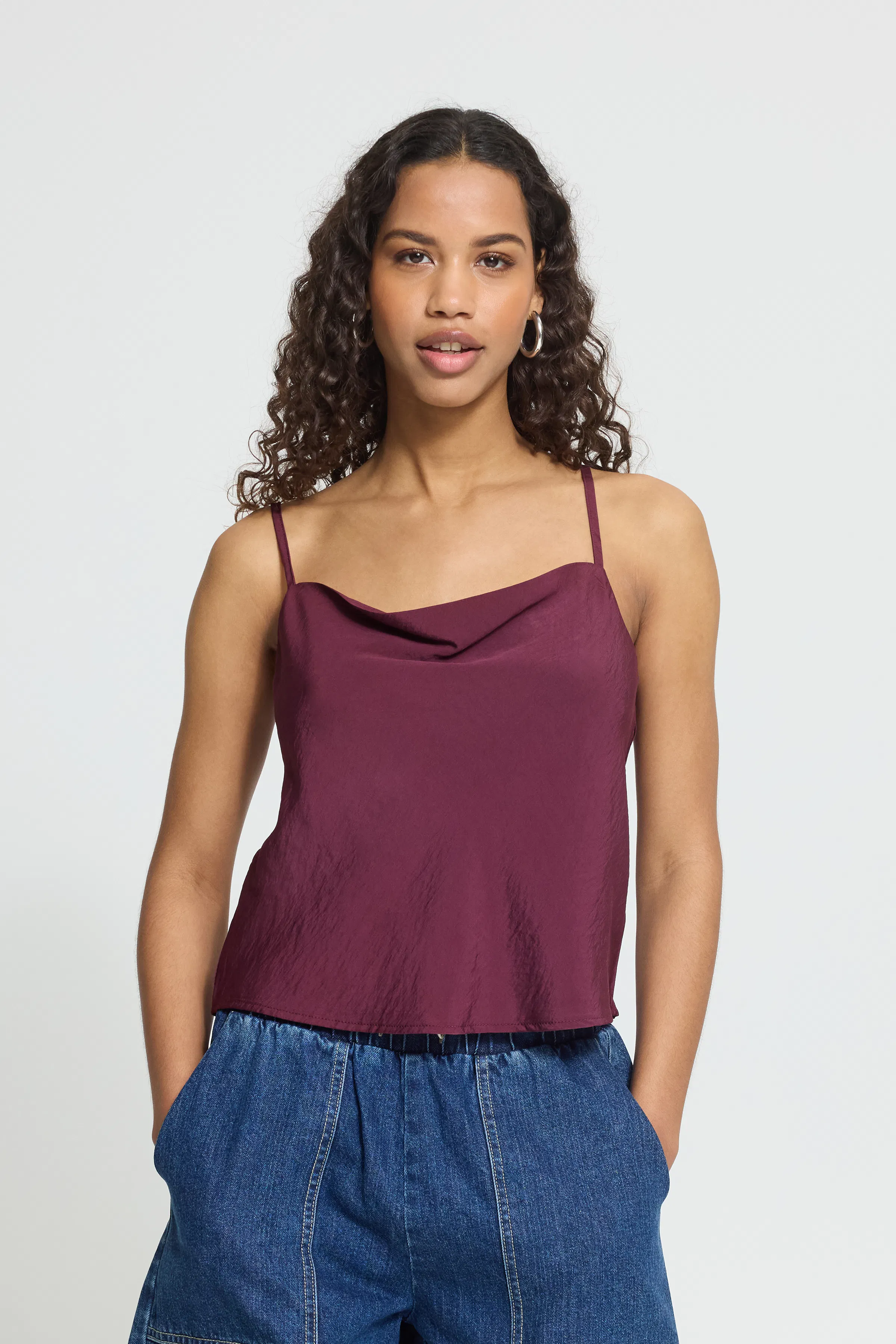 IHANIVA Top LOOKBOOK FRONT 20125974-191623