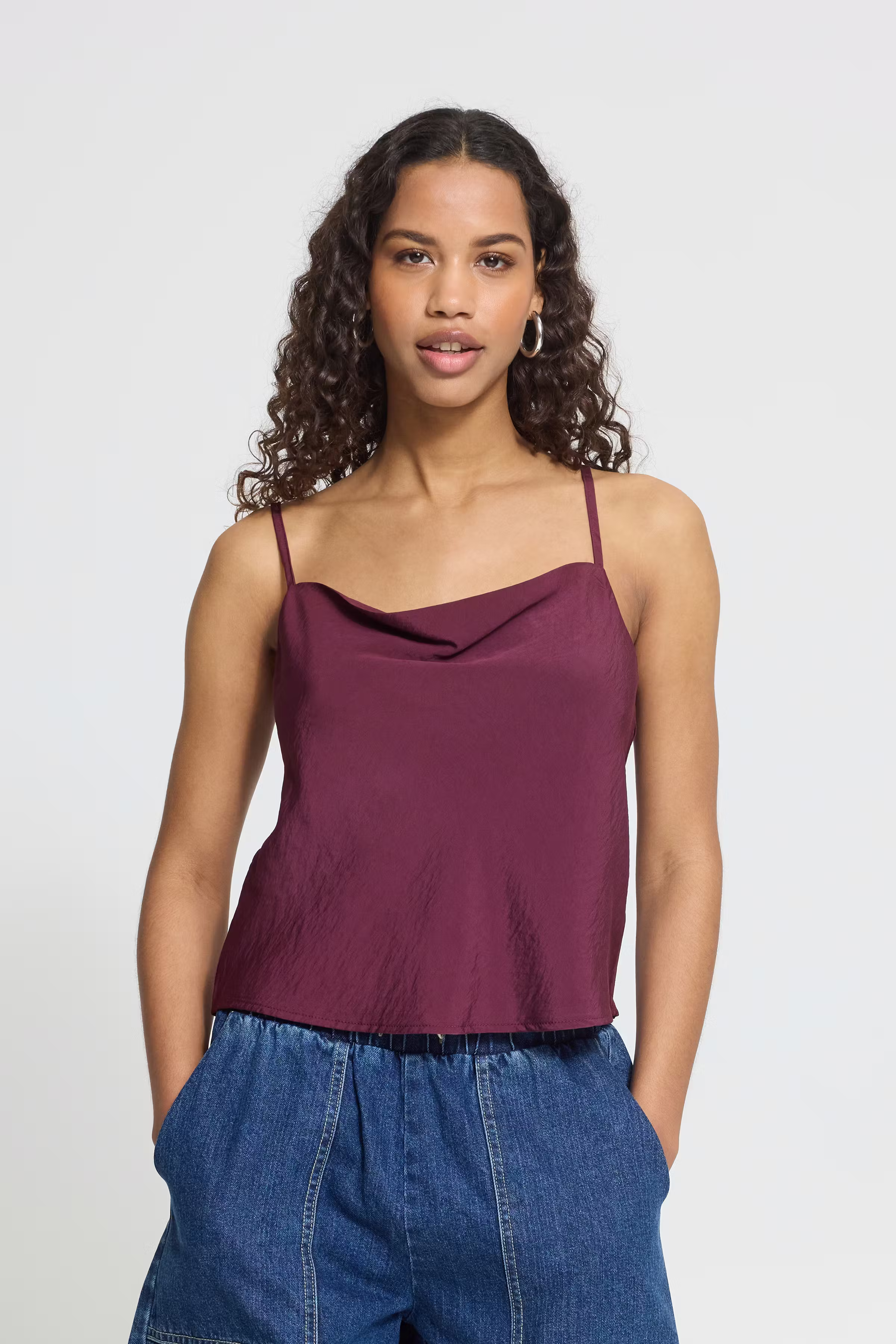 IHANIVA Top LOOKBOOK FRONT 20125974-191623
