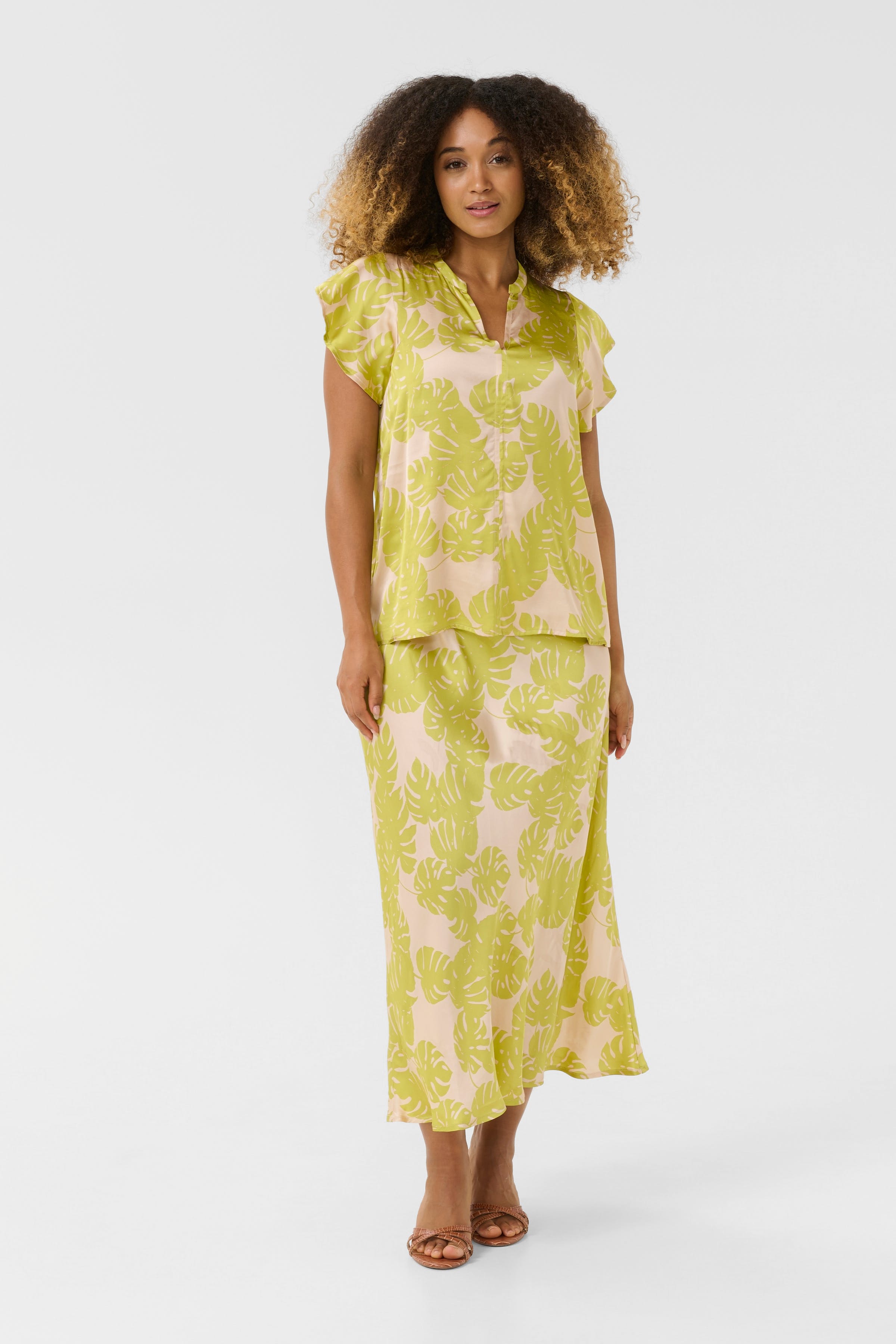 CUmiso Blouse LOOKBOOK FRONT 50111842-107665