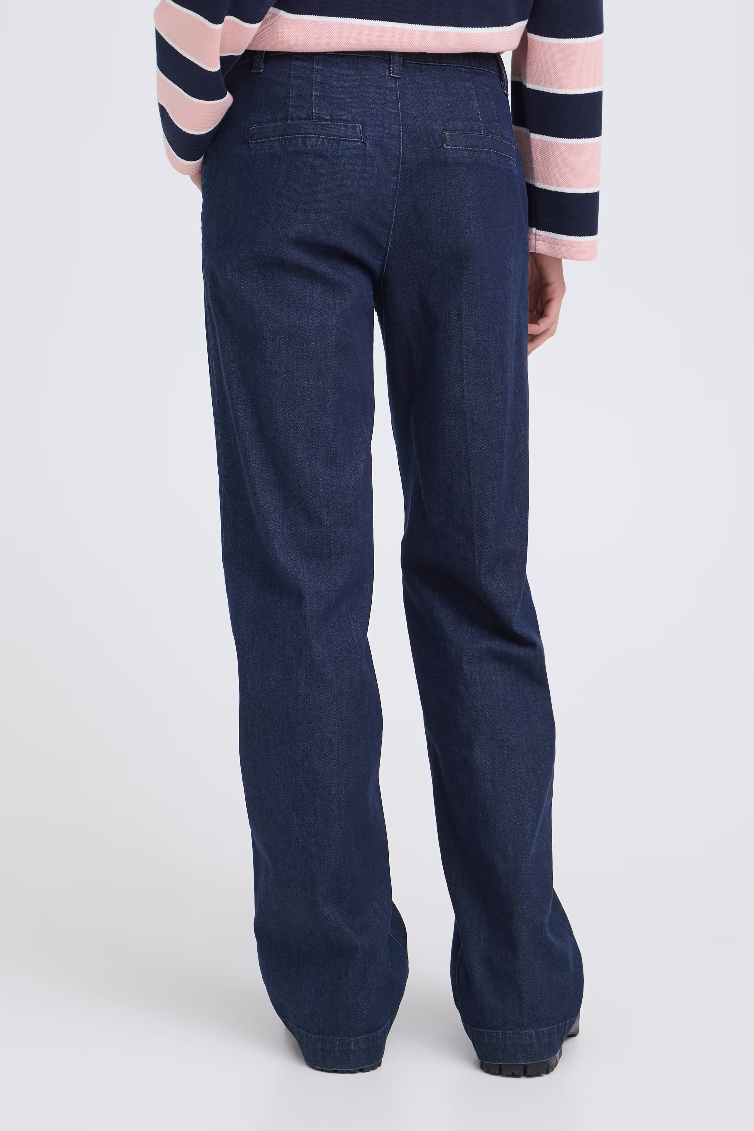 PZALLIE Trousers LOOKBOOK BACK 50210351-200002