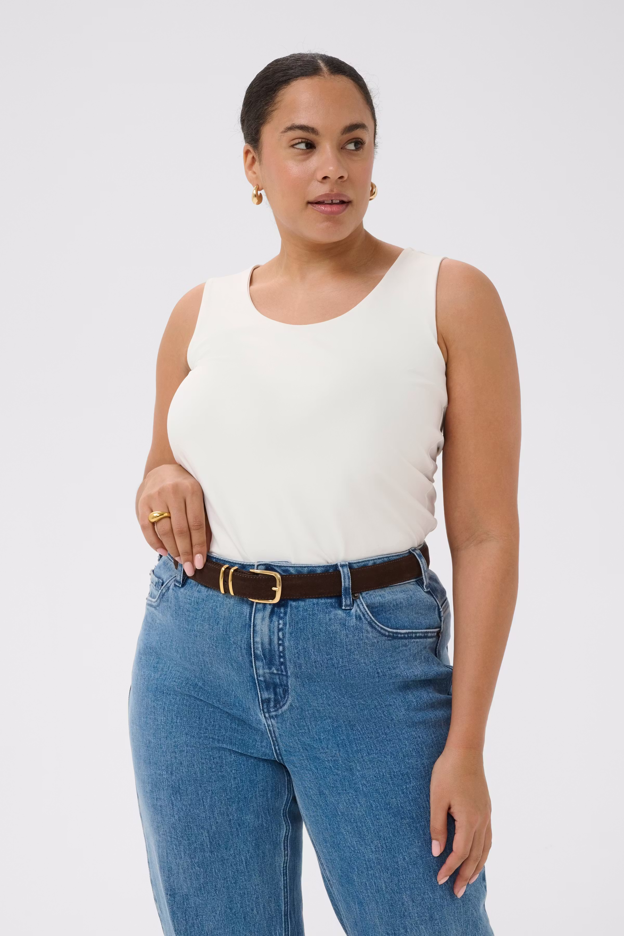 KCerina Top LOOKBOOK FRONT 10583707-110602