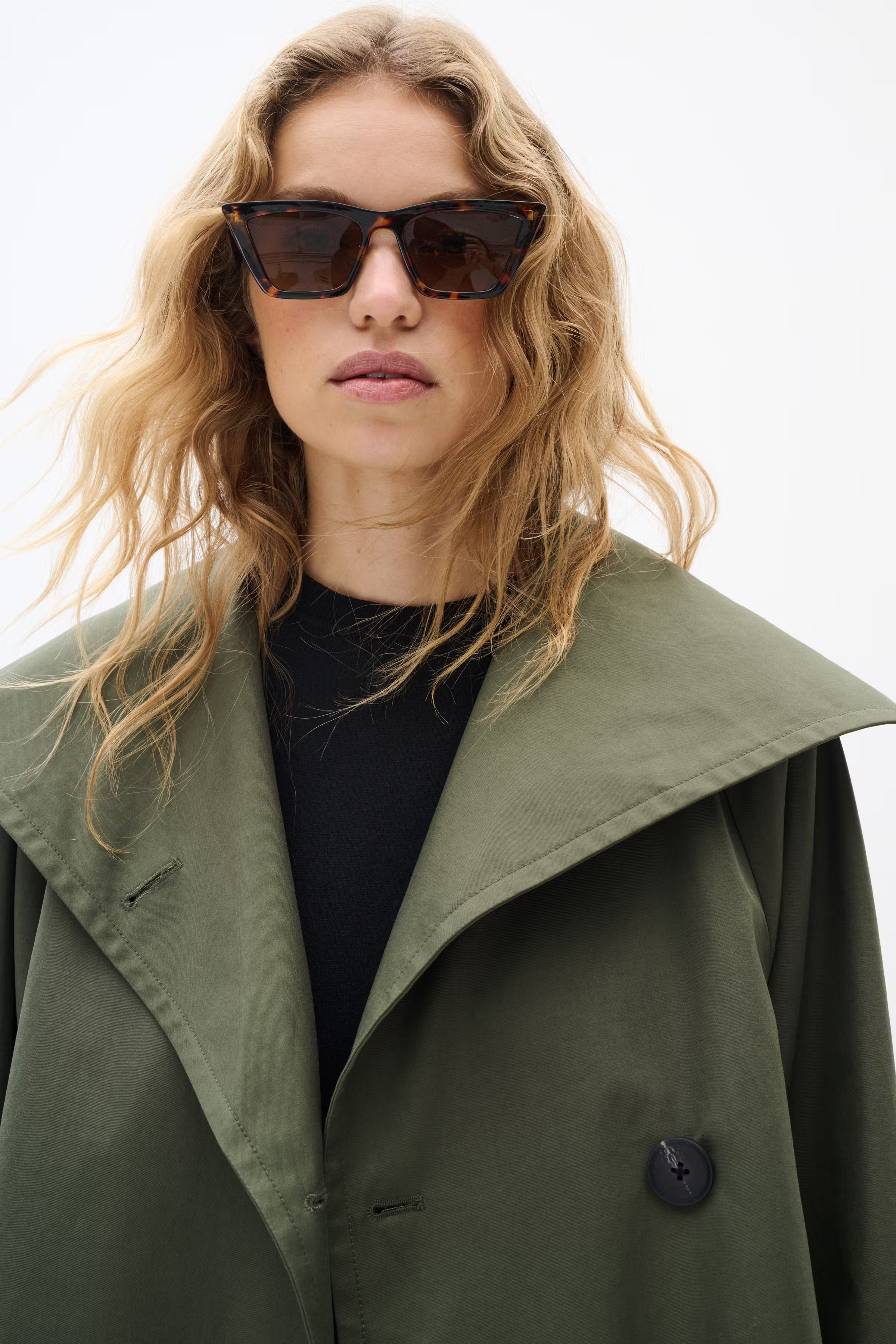 MazieIW Perry kurze Mantel LOOKBOOK DETAIL 30109945-190312