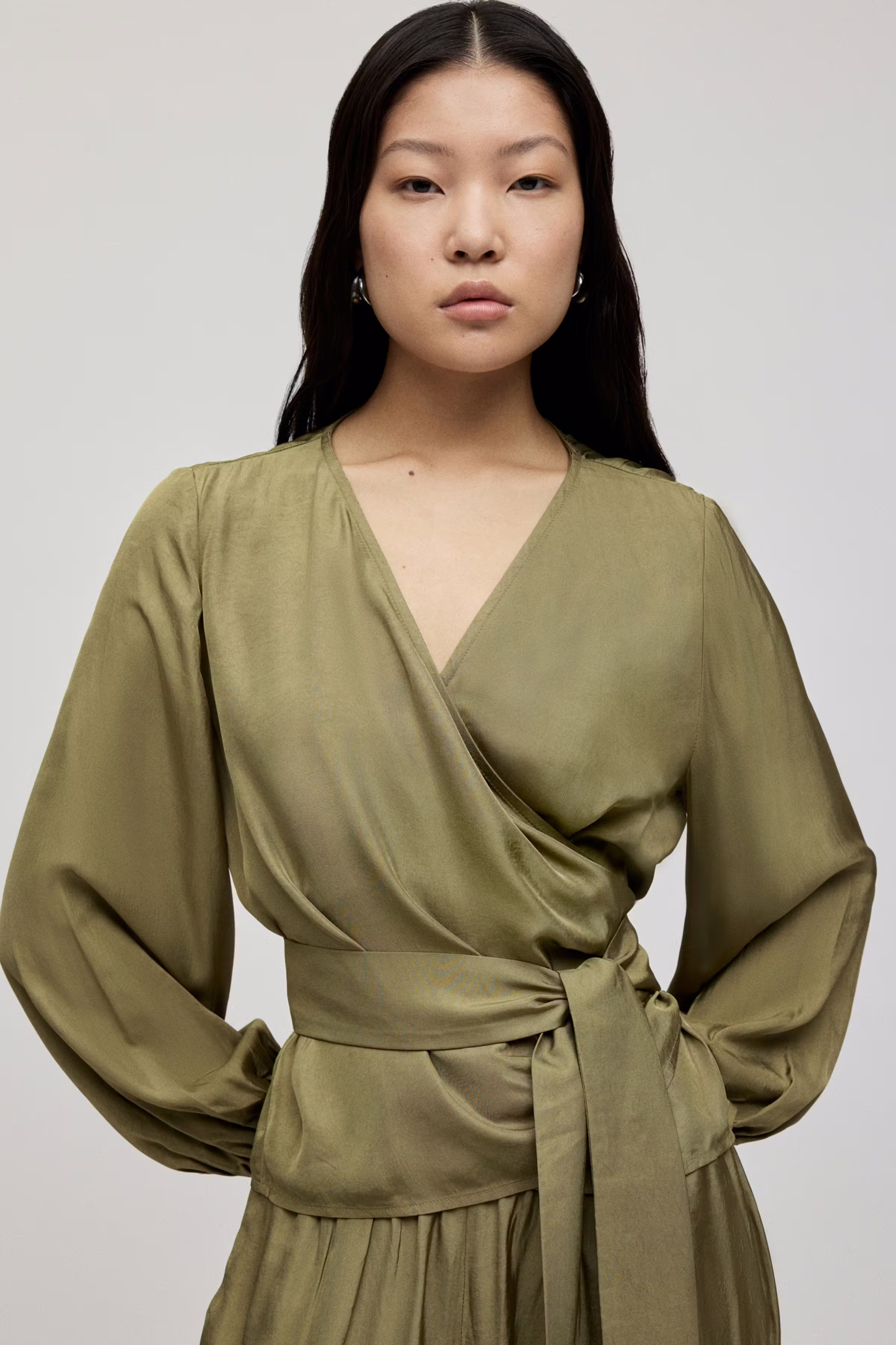 ELOISE Bluse LOOKBOOK FRONT 30600476-GR553