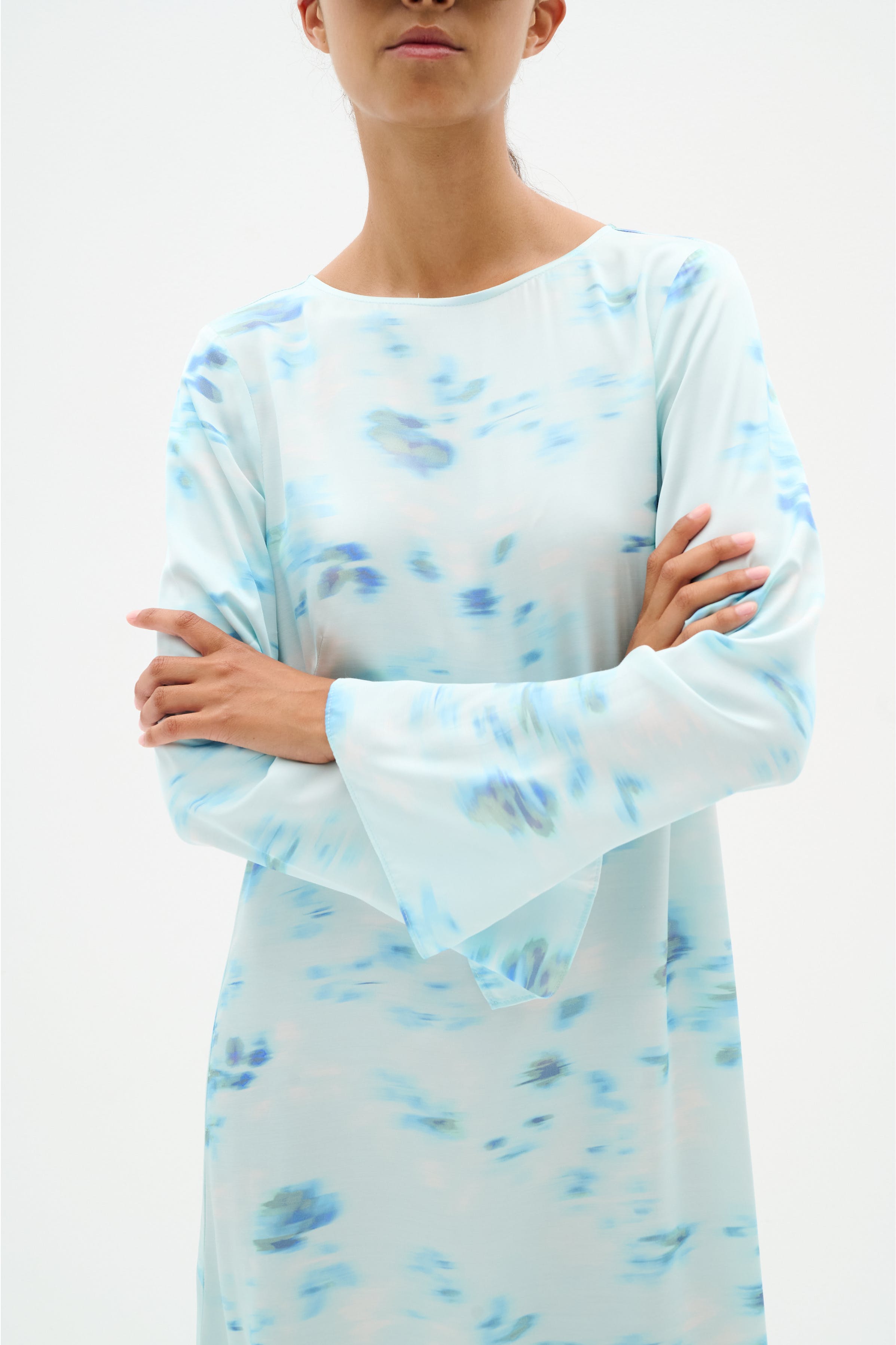 CassIW Dress LOOKBOOK DETAIL 30110223-303529