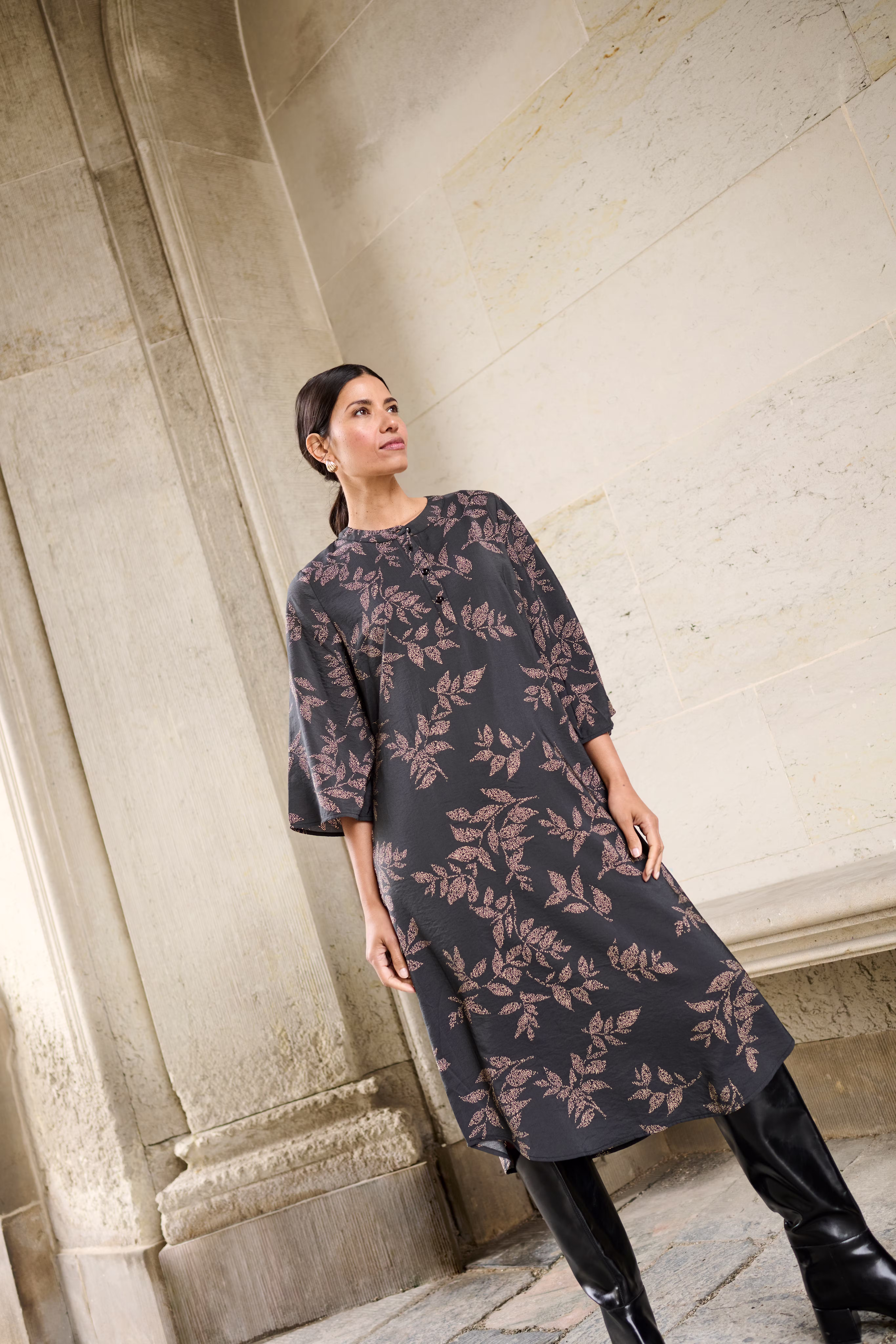 BParianna Kleid LOCATION NONE 40200011-108427