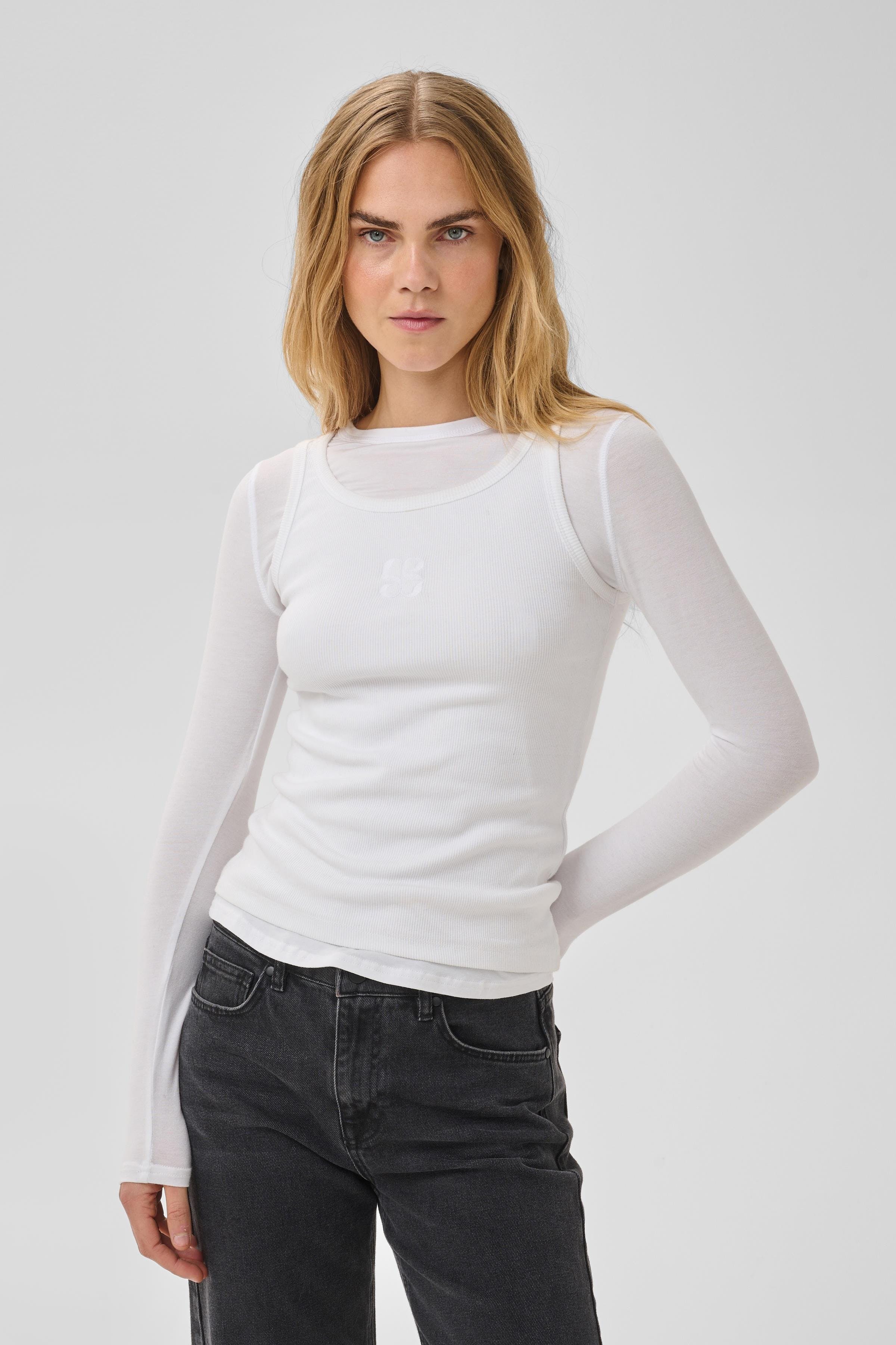 08 THE MANDY TOP LOOKBOOK FRONT 10704858-110601