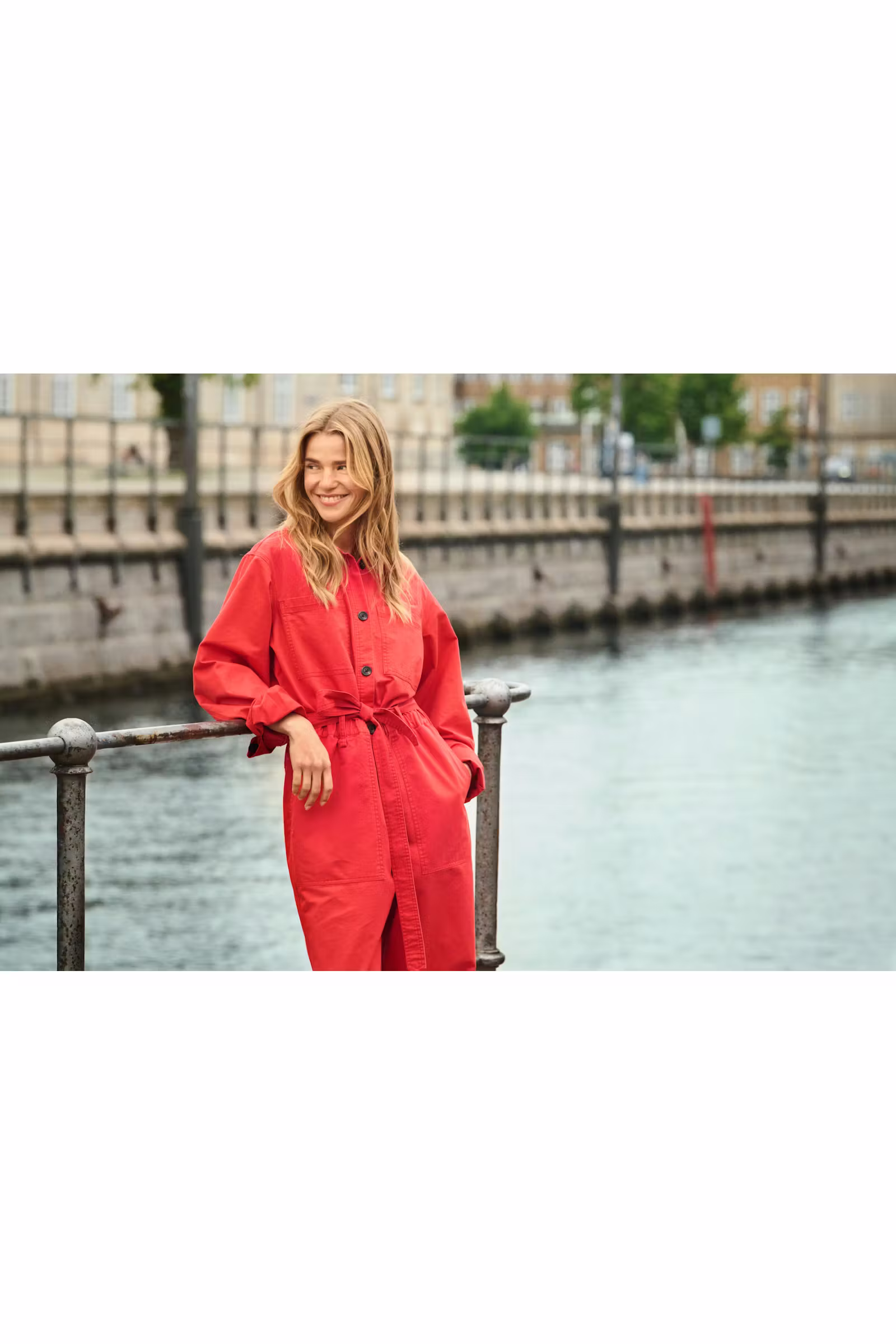 ParkerSZ Overall LOCATION NONE 30514877-181549