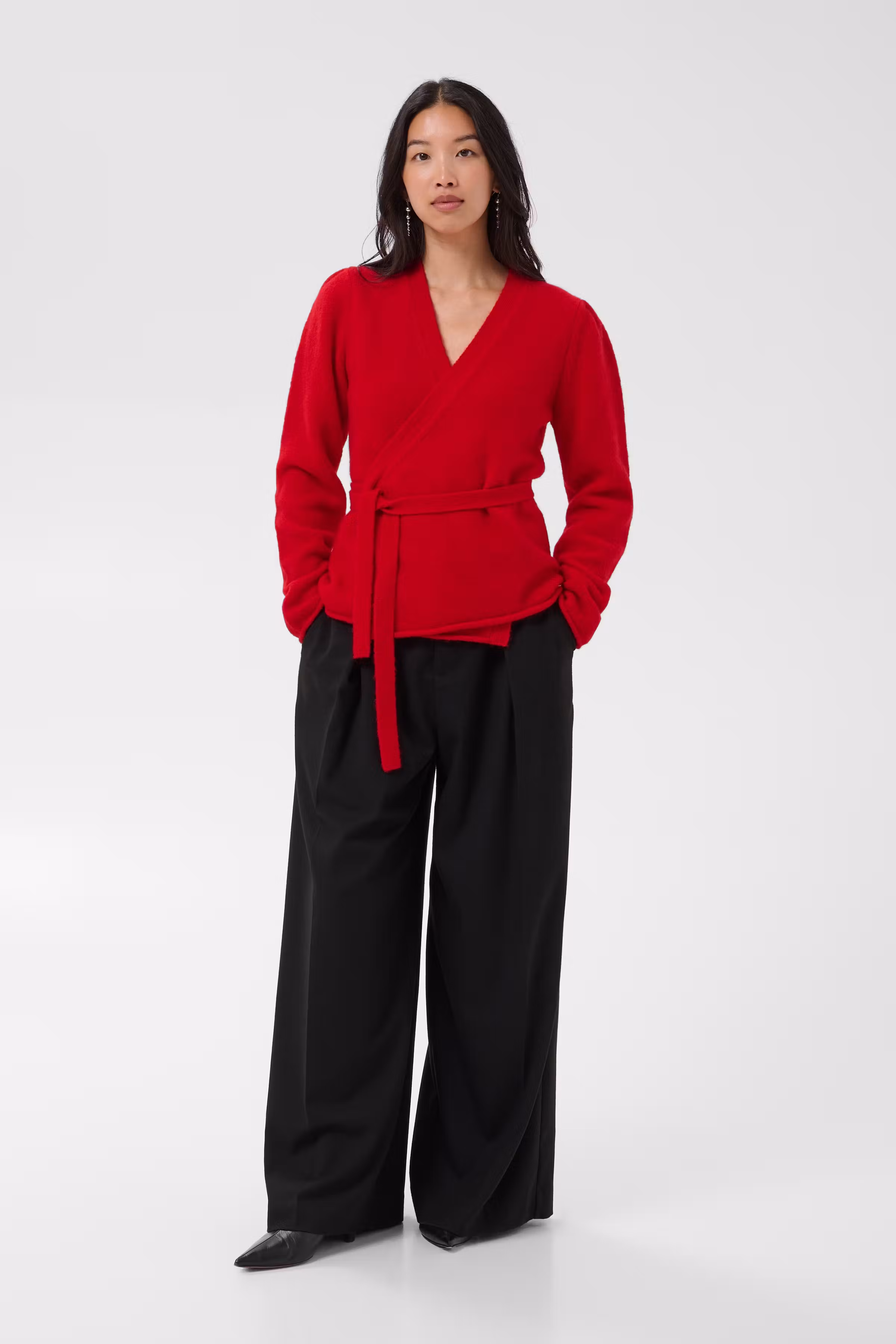 DumitraPW Cardigan LOOKBOOK FRONT 30311008-181659
