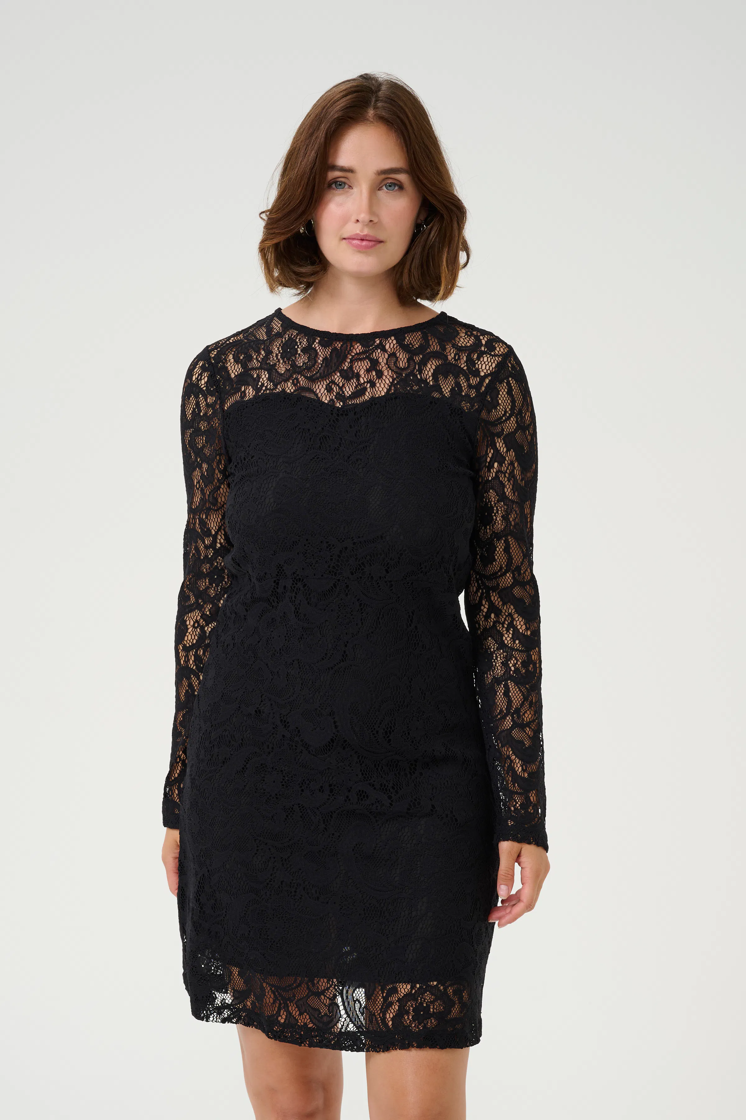 KAlace Kjole LOOKBOOK FRONT 10510231-100121