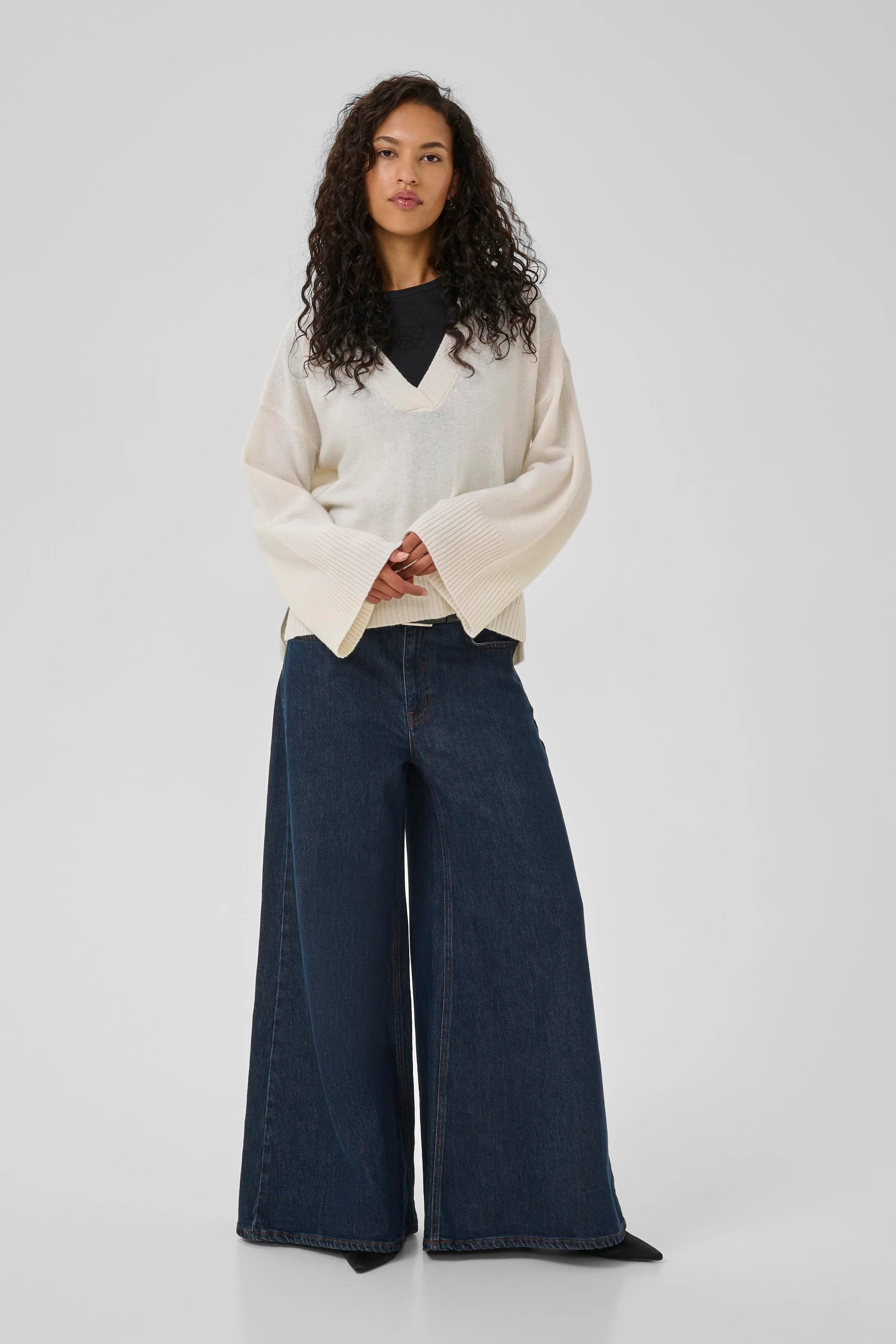 HuxiMW Pullover LOOKBOOK FRONT 10705282-110602