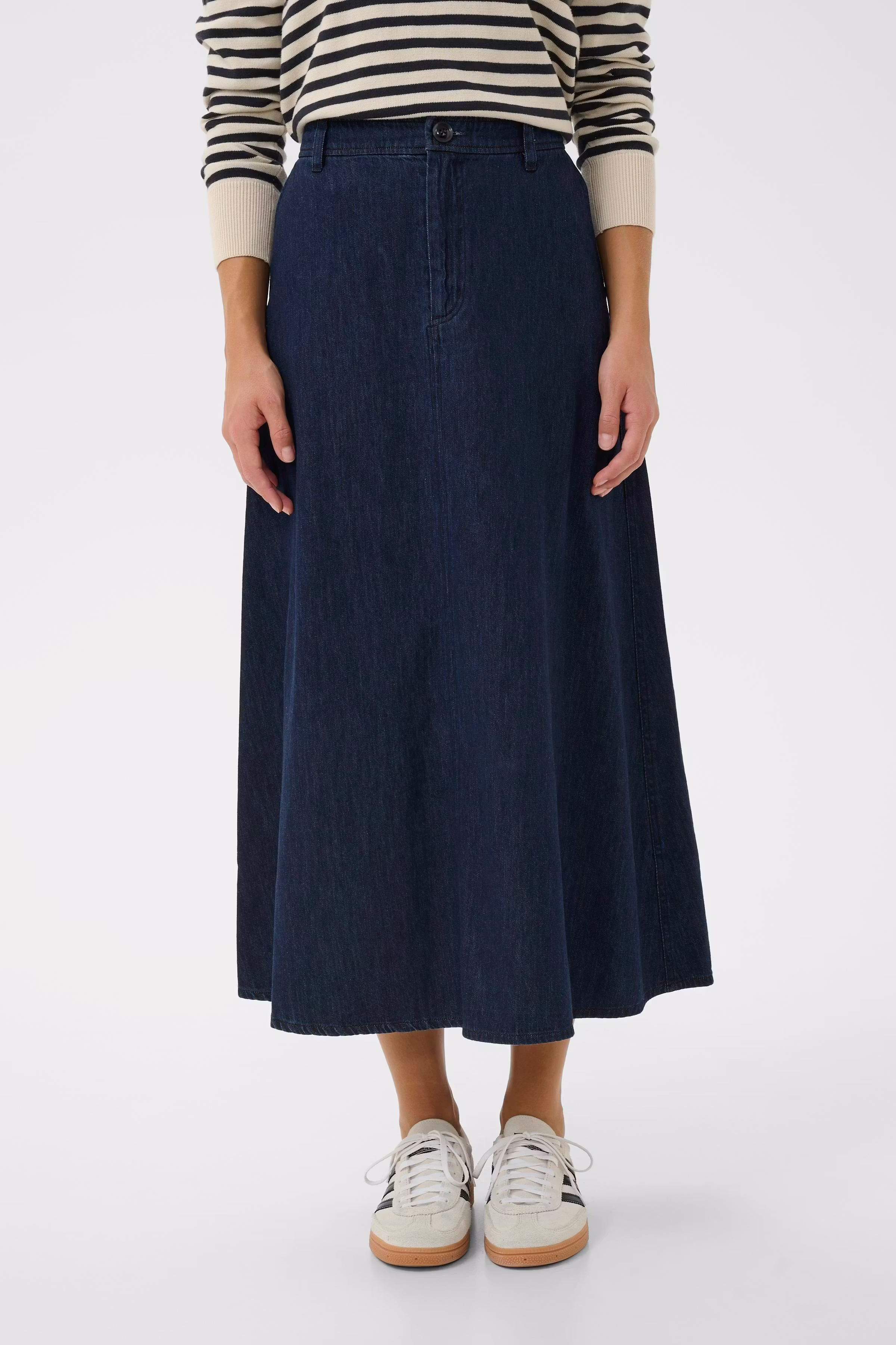 SaramariePW Skirt LOOKBOOK FRONT 30309972-300159