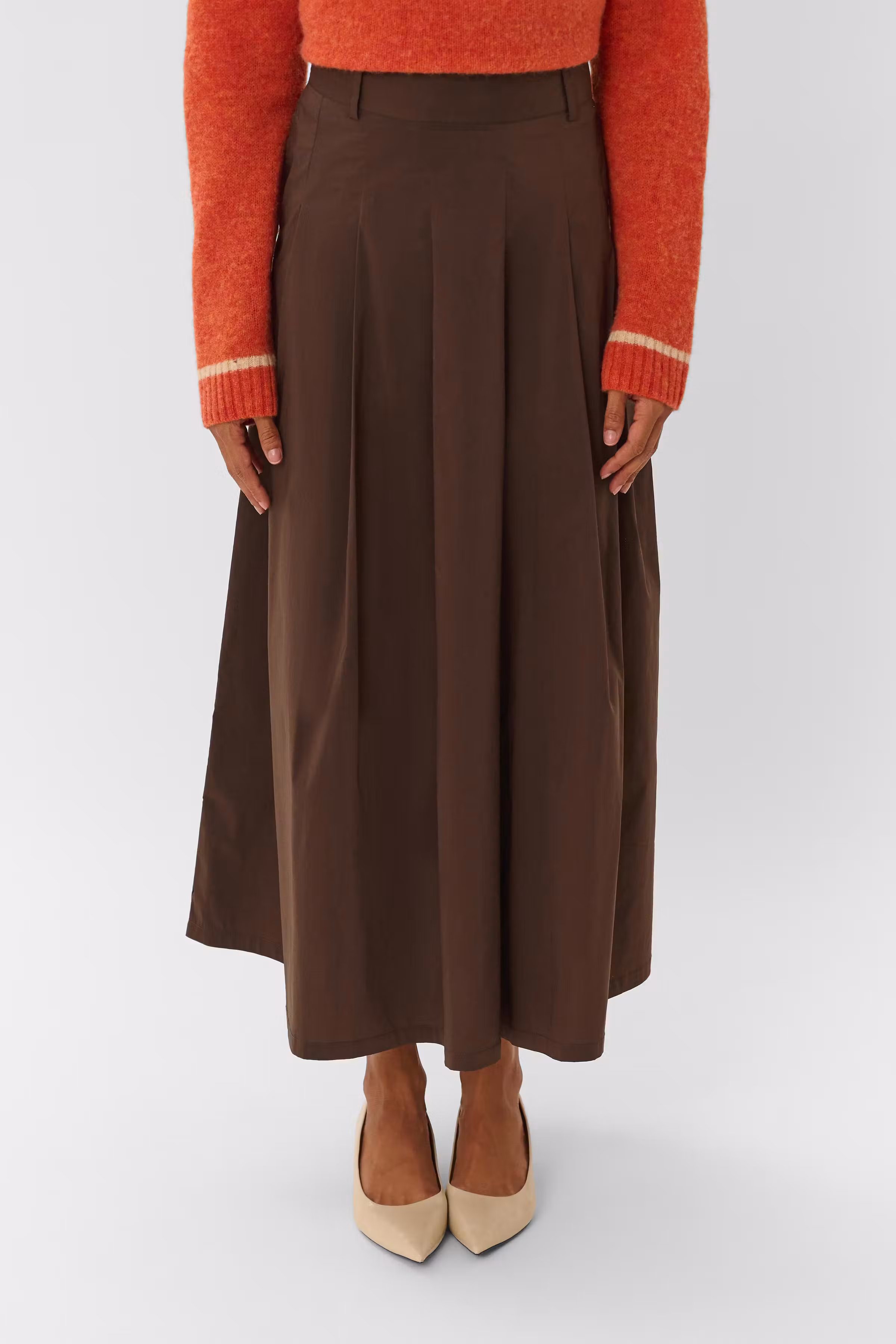 CUastrid Skirt LOOKBOOK FRONT 50112780-190915