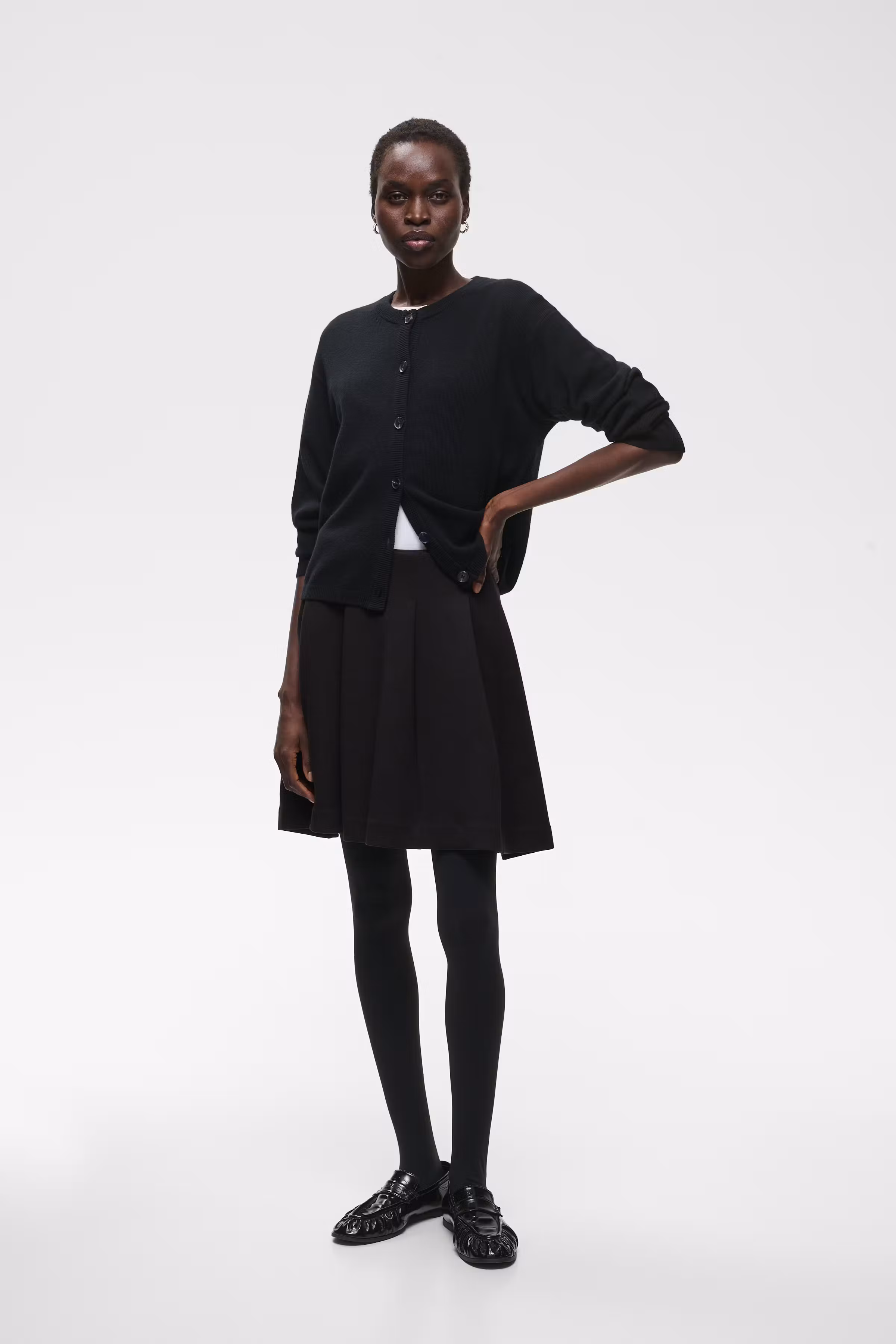 BAYAIW Rock LOOKBOOK FRONT 30113049-194008