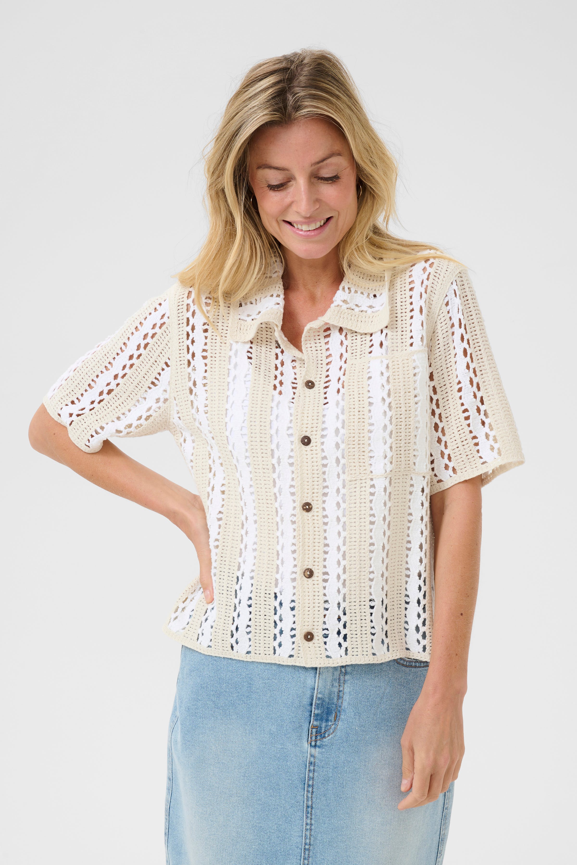 CRHoney Cardigan LOOKBOOK FRONT 10613714-107613